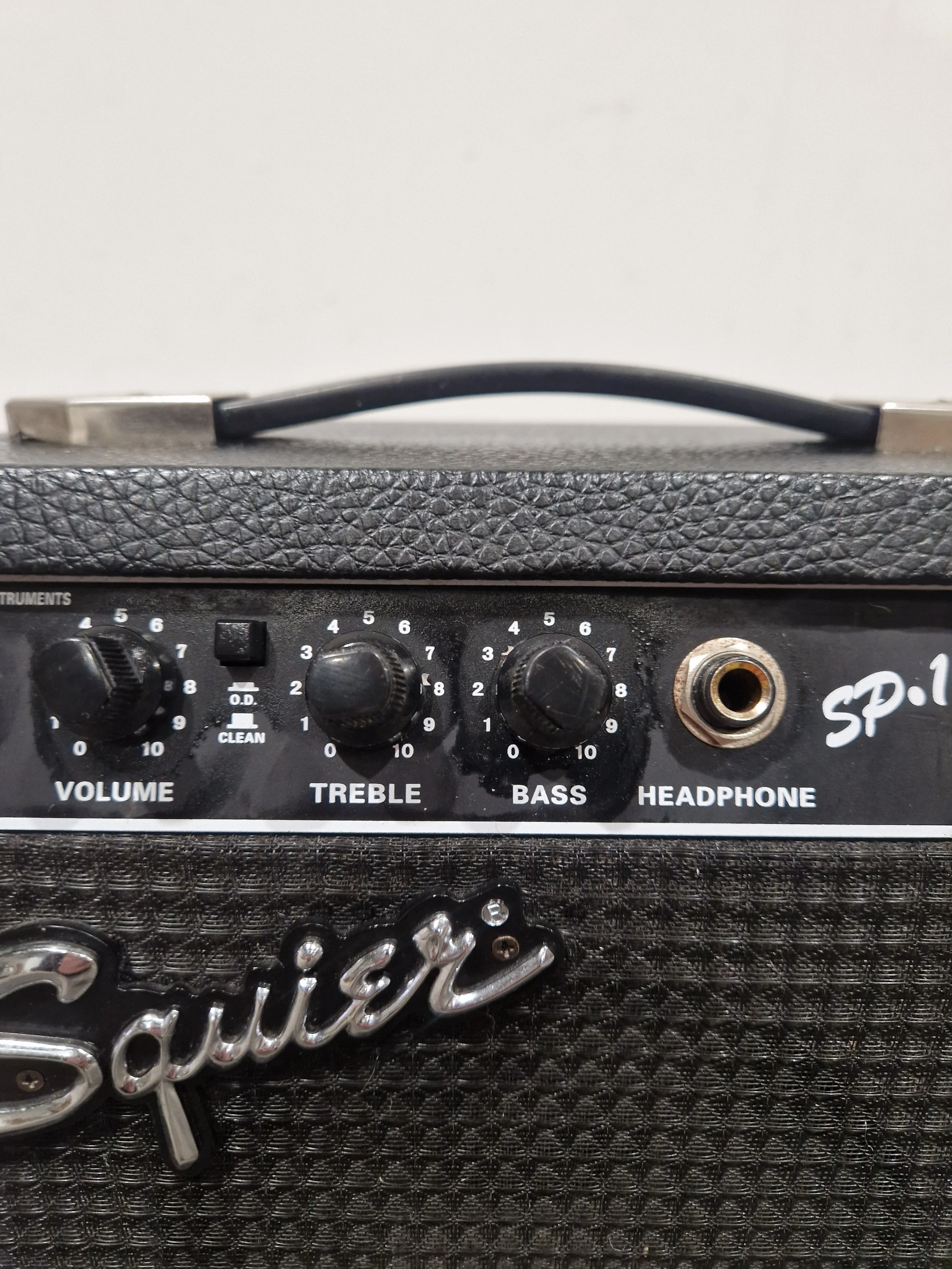 Squier SP-10 Guitar Amplifier - Compact Practice - Very Good - Image 12