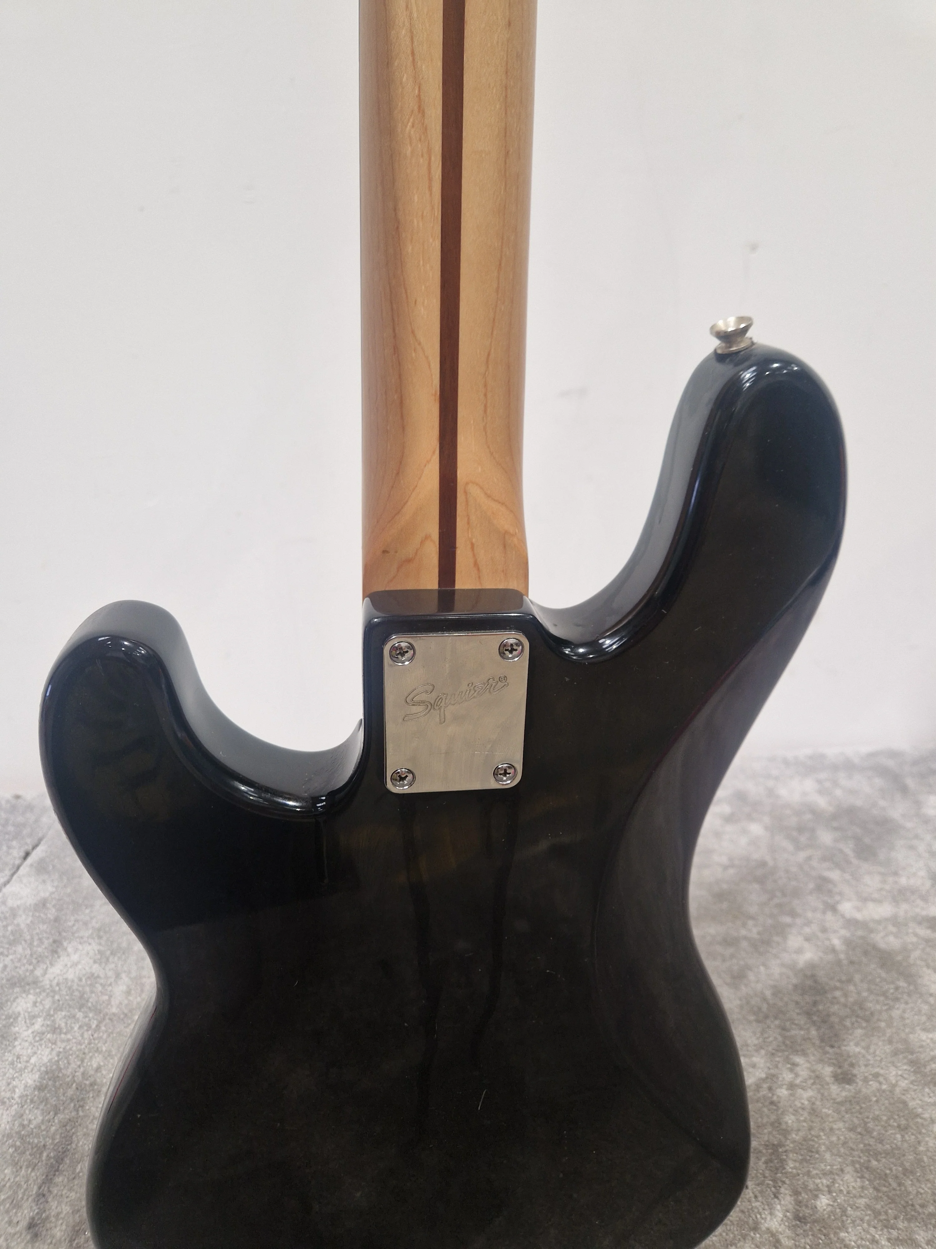 Fender Squier Precision Bass 2000, Black - Maple Neck - Very Good - Image 6