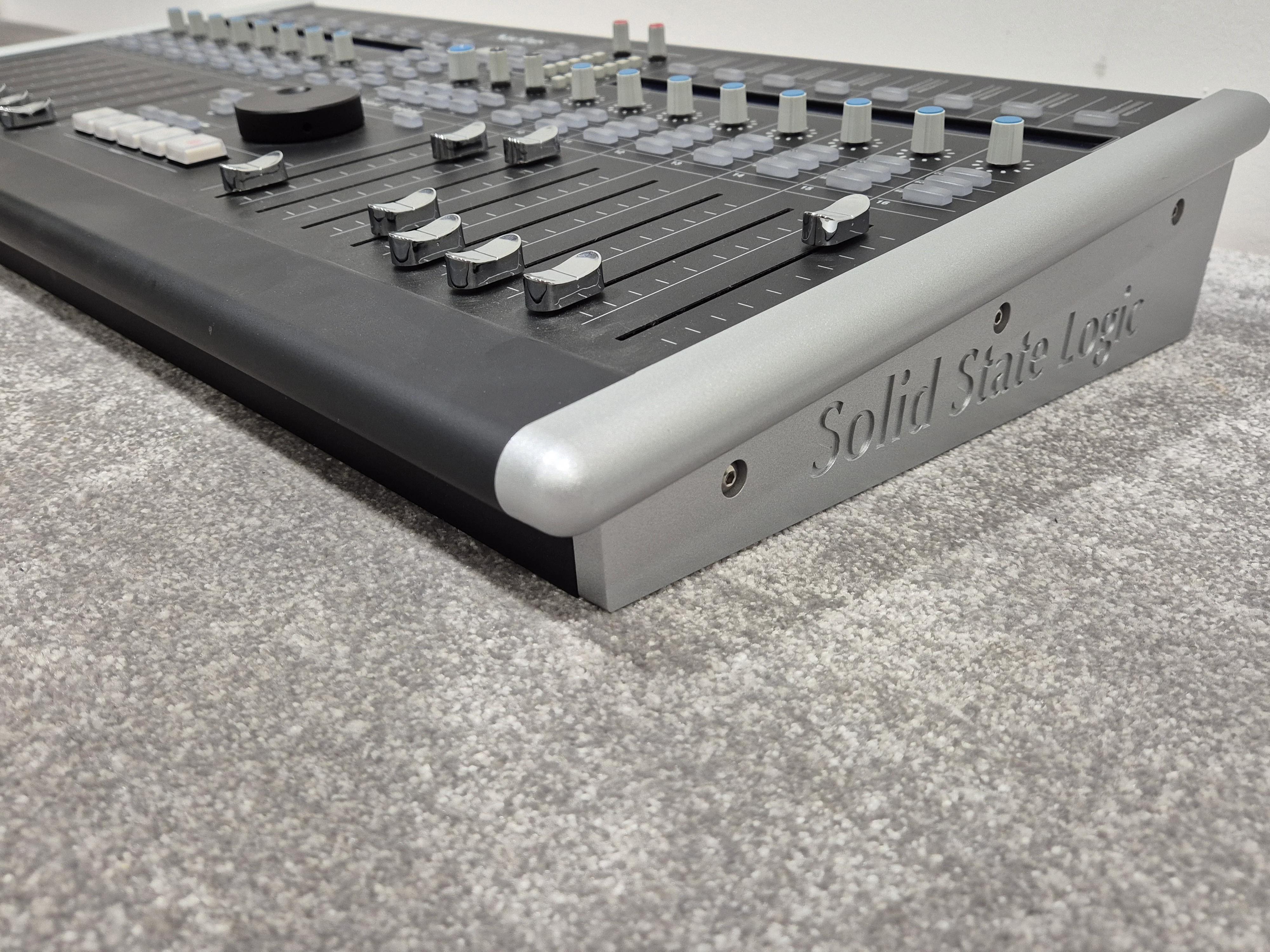 Solid State Logic Nucleus Mark I - Versatile Control Surface w/ Original Box - Image 8