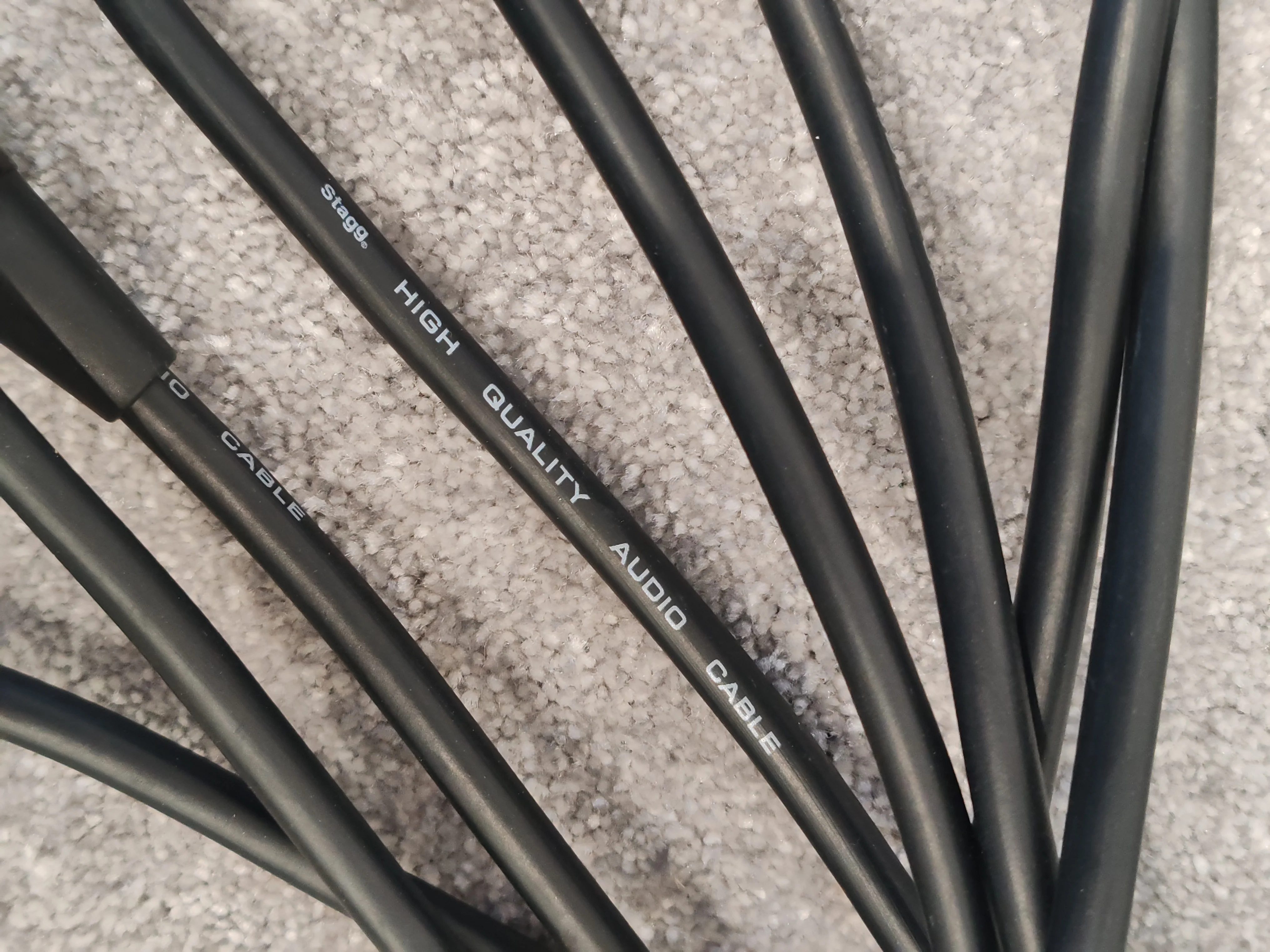 Stagg 1/4" TS Mono High Quality Guitar Cable - 6M - Image 3
