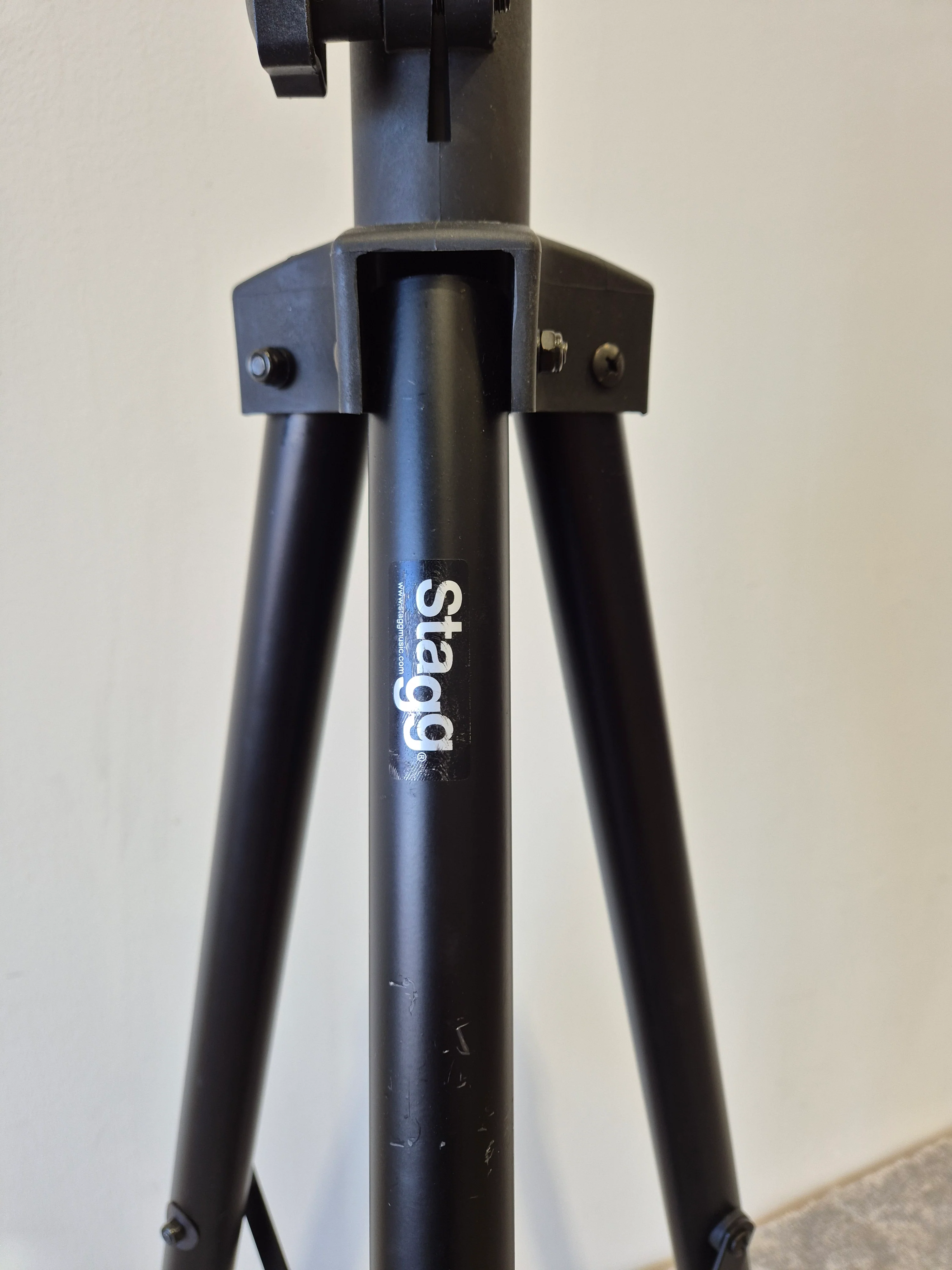 Stagg Aluminium Tripod - PA Speaker Stand - Adjustable Height - Very Good - Image 2