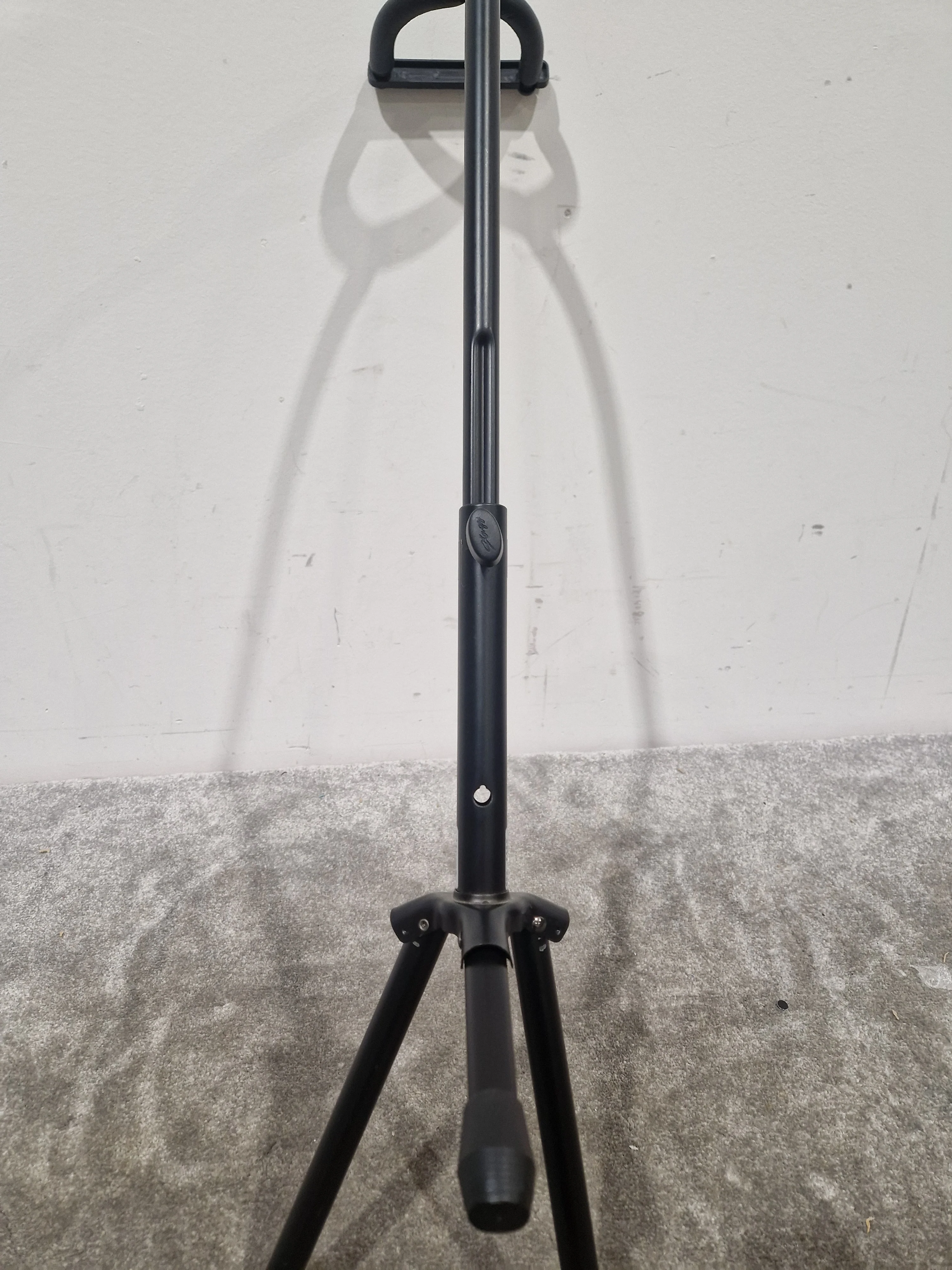 Stagg - Guitar Stand - Black - Excellent - Image 11
