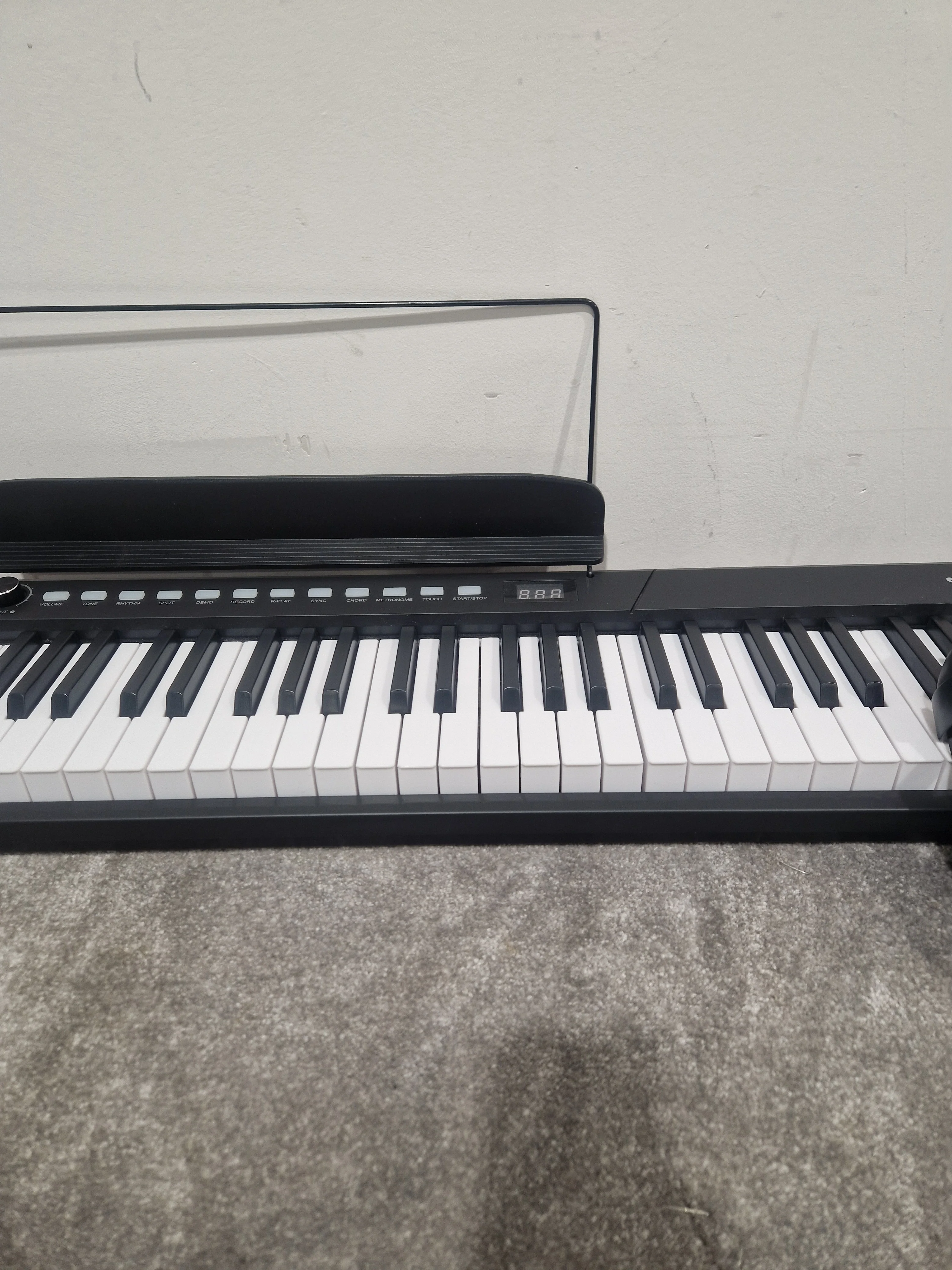 Starfavor 88 Key Keyboard Piano - Digital Performance Instrument - Excellent w/ Original Box & Power Supply - Image 3