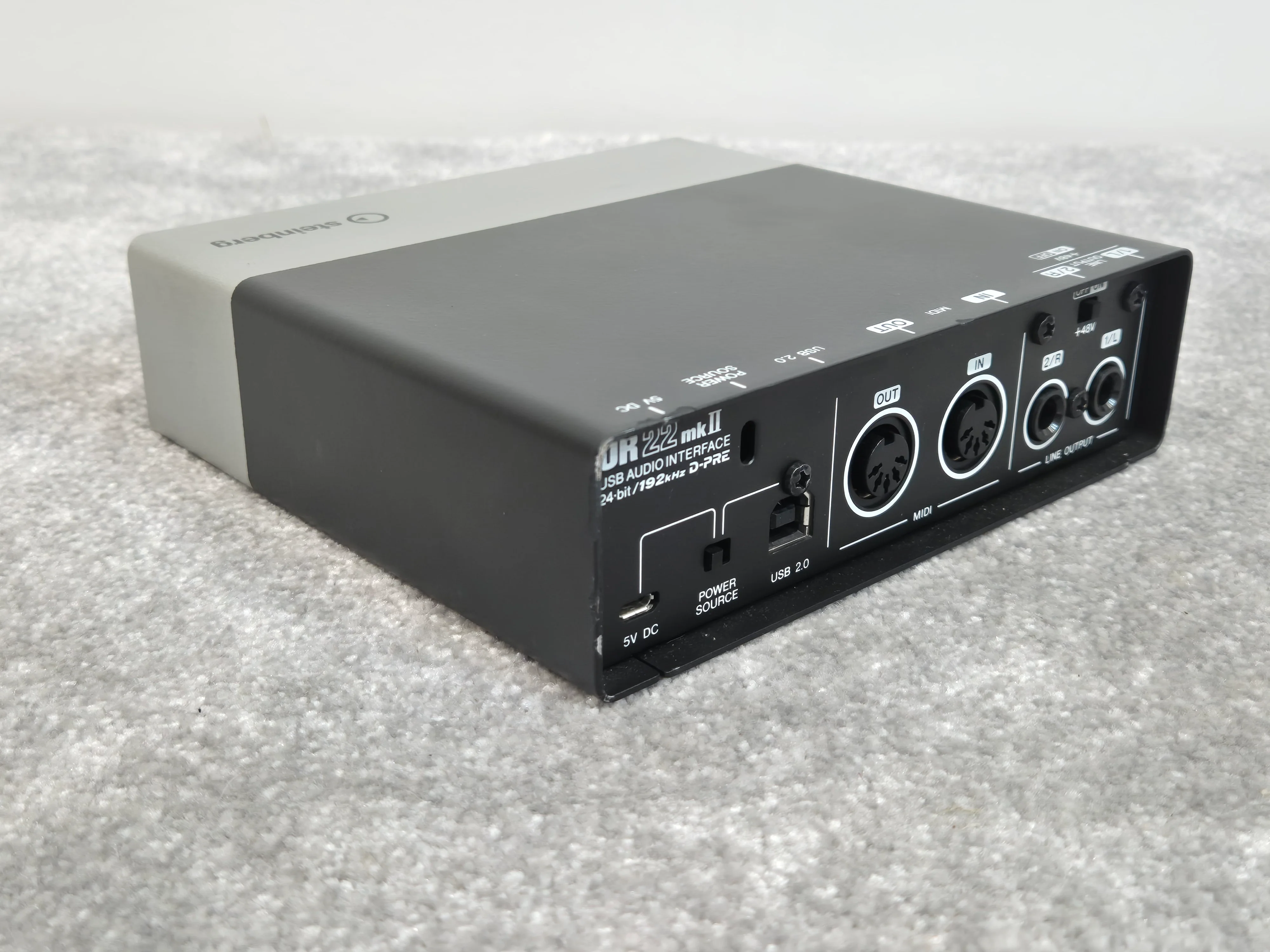 Steinberg UR22 MKII - Two-Input, Two-Output USB 2.0 Audio Interface - Image 4
