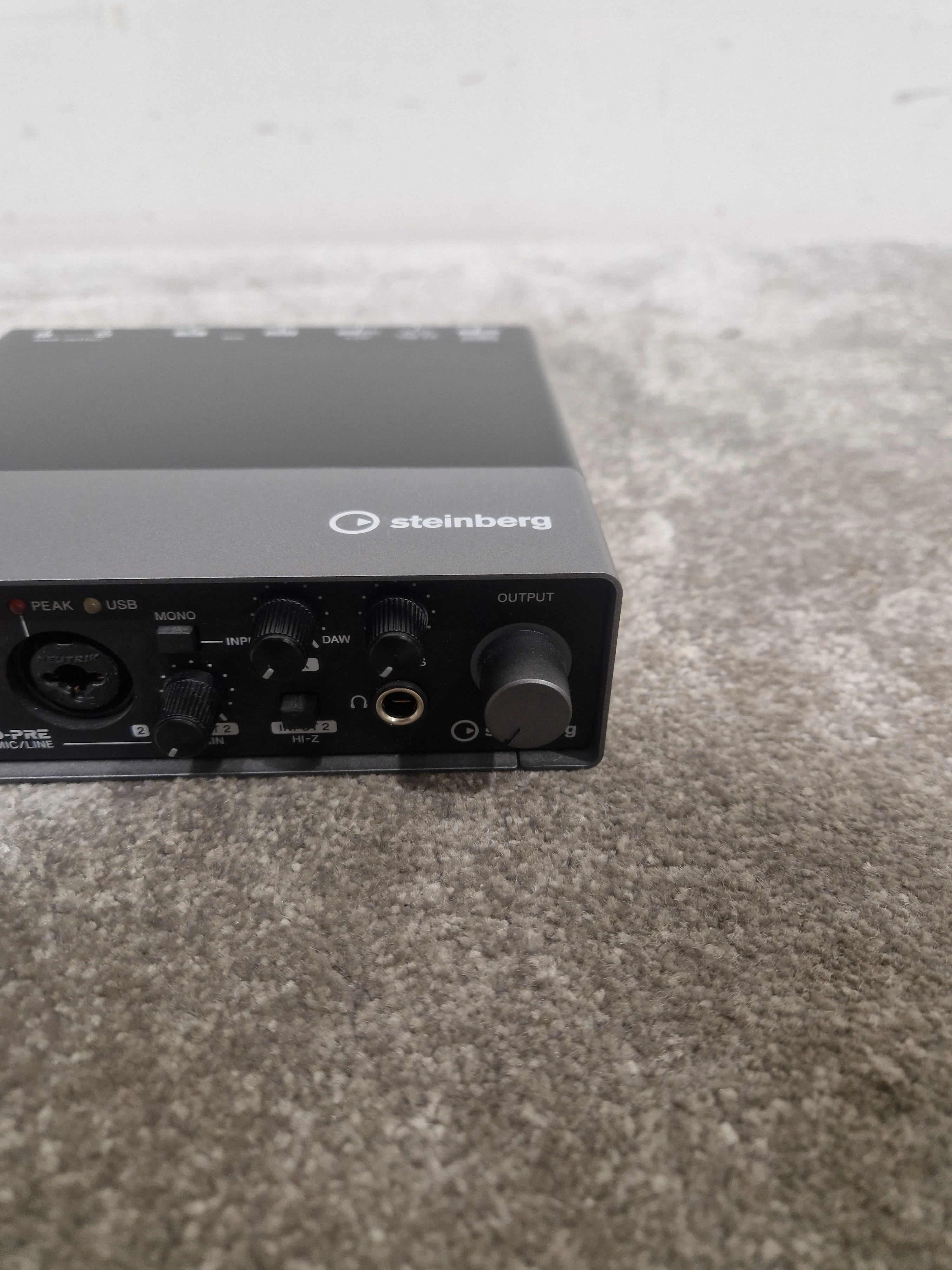 Steinberg UR22C - Audio Interface - Black - Excellent w/ Original Box & Manuals - Image 11