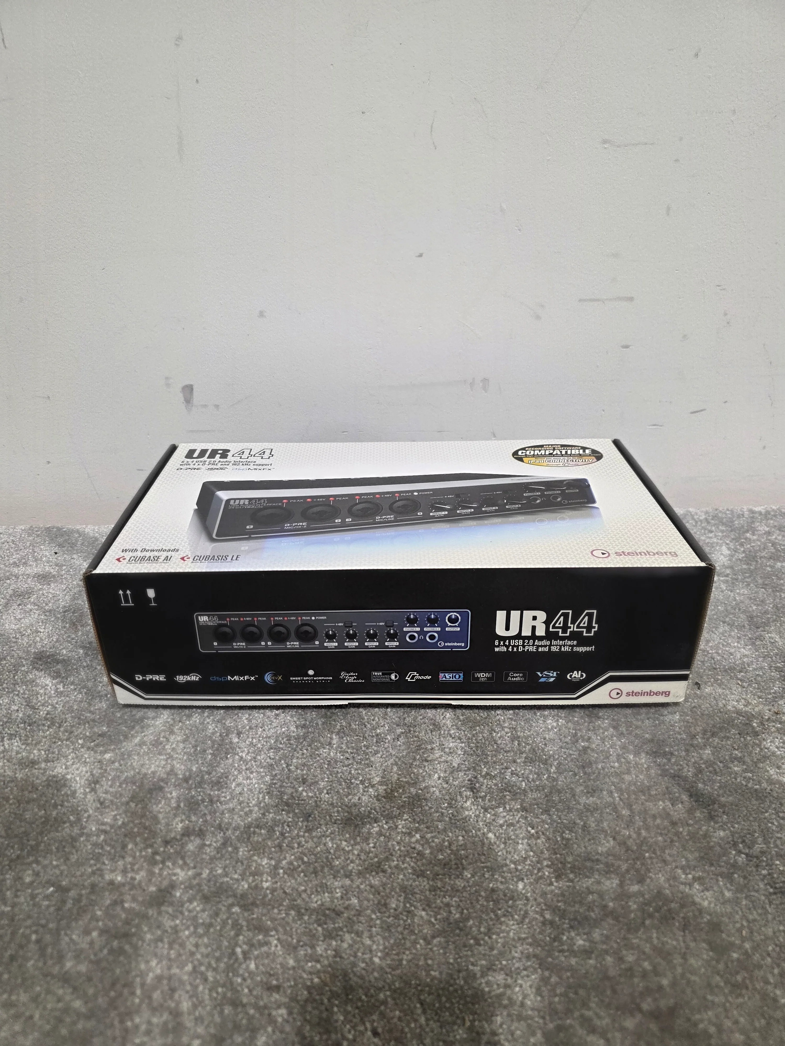Steinberg UR44 - USB Audio Interface - Black - Excellent w/ Original Box, Manuals & Cables - Image 6