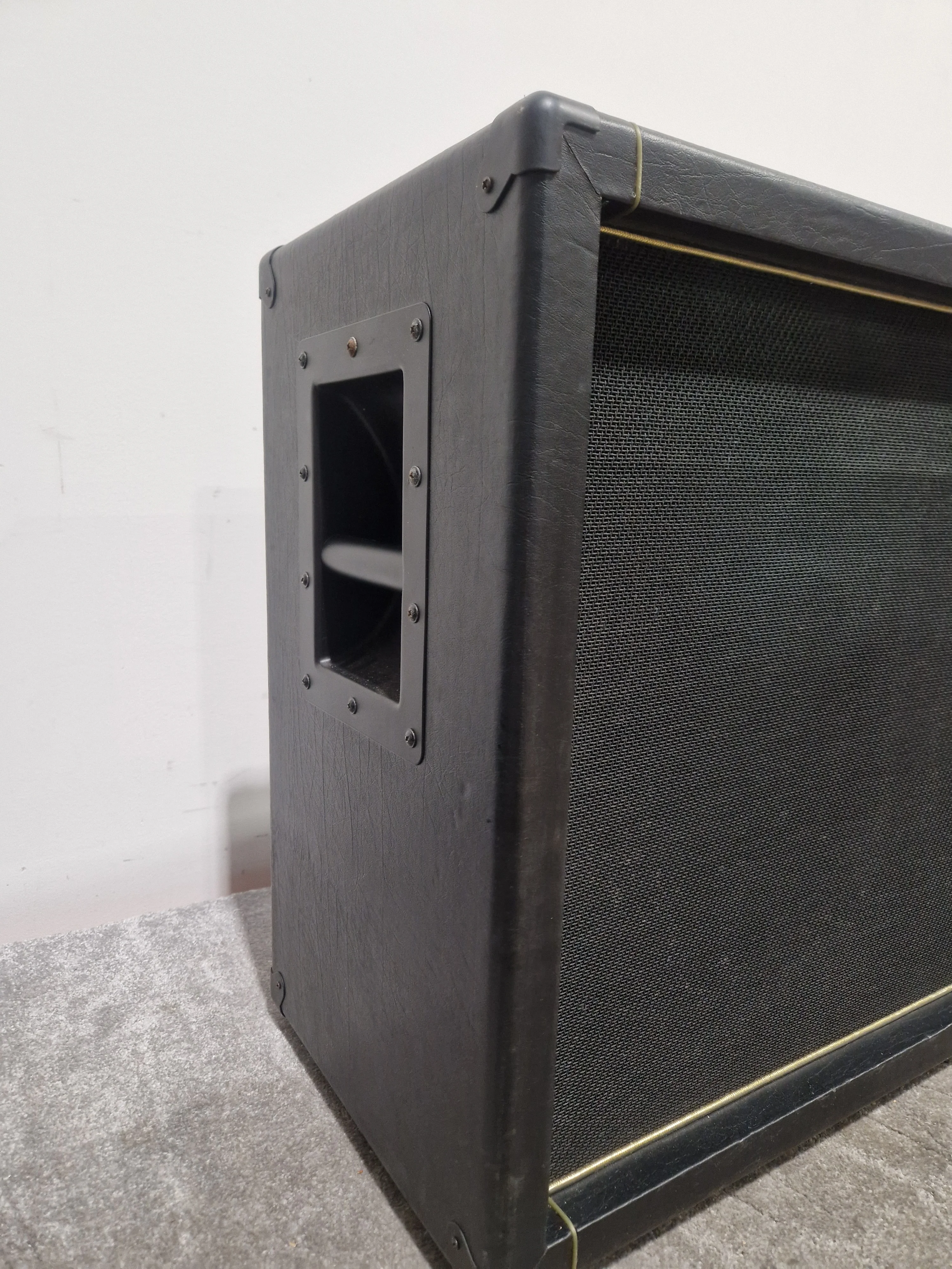 Stoneham 4x12 - Speaker Cabinet - Black - Like New w/ Footswitch - Image 4