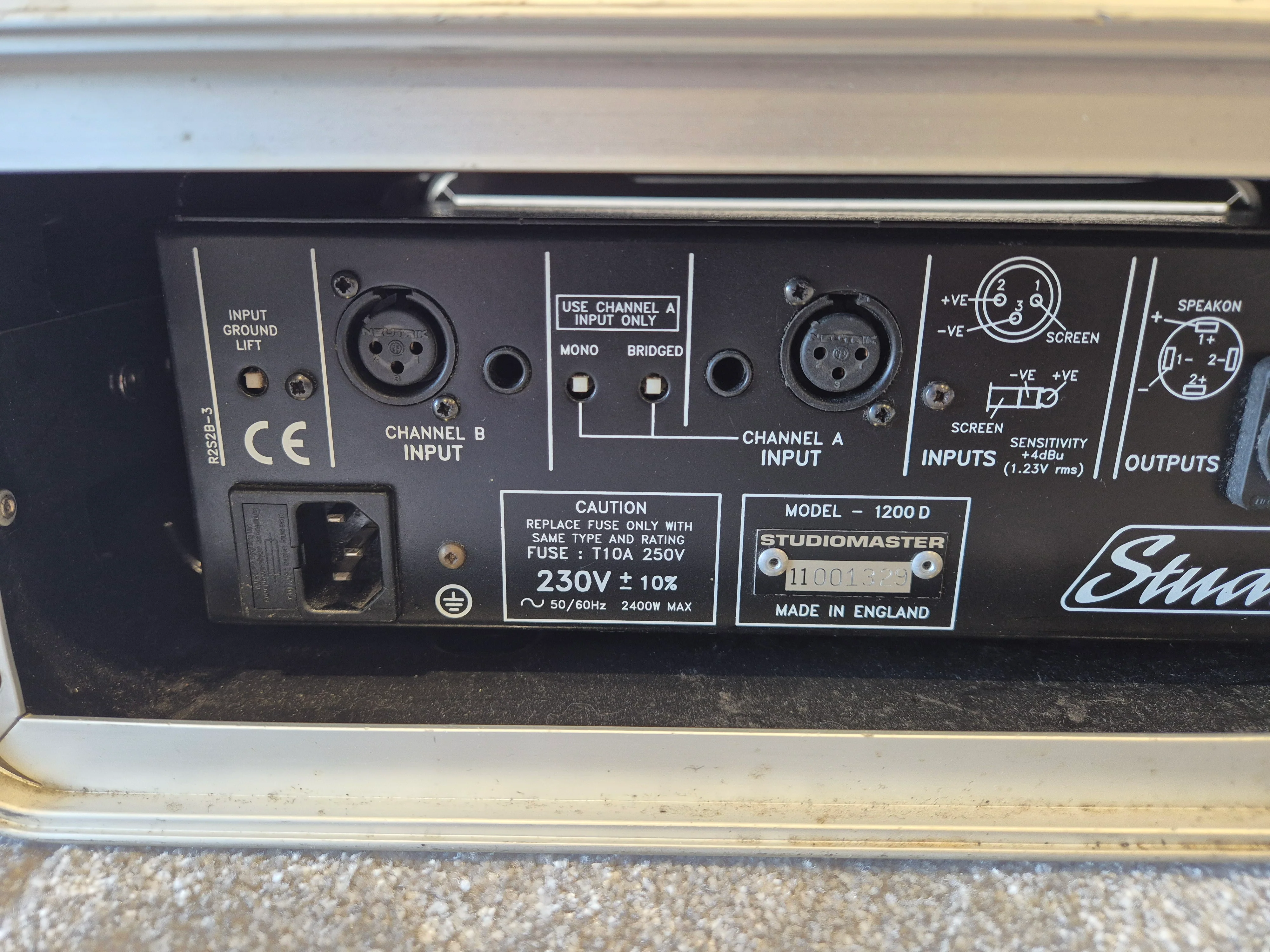 Studiomaster 1200D Power Amplifier - Live Sound and Studio Amplifier w/ Flight Case - Image 5