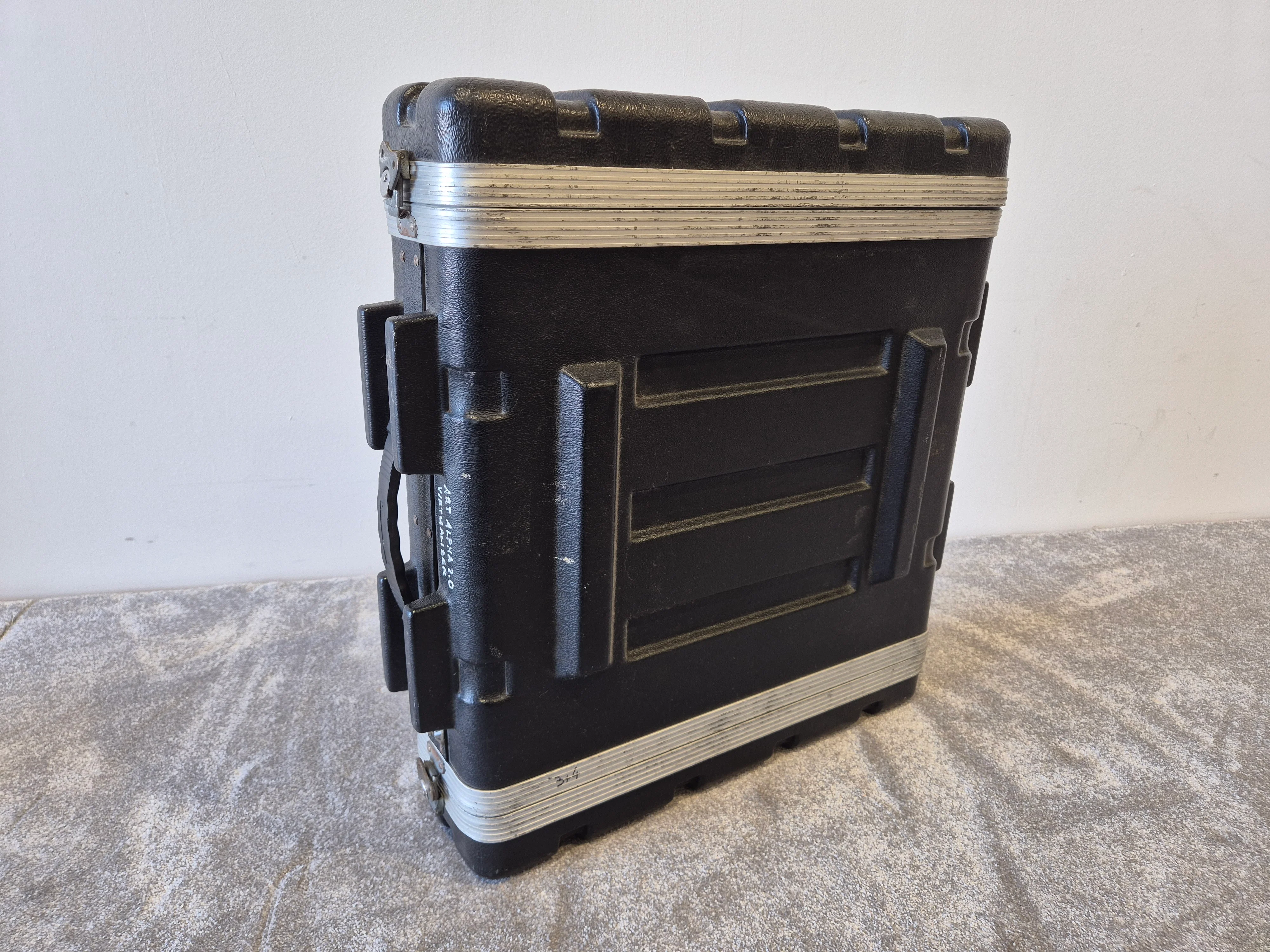 Studiomaster 1200D Power Amplifier - Live Sound and Studio Amplifier w/ Flight Case - Image 7