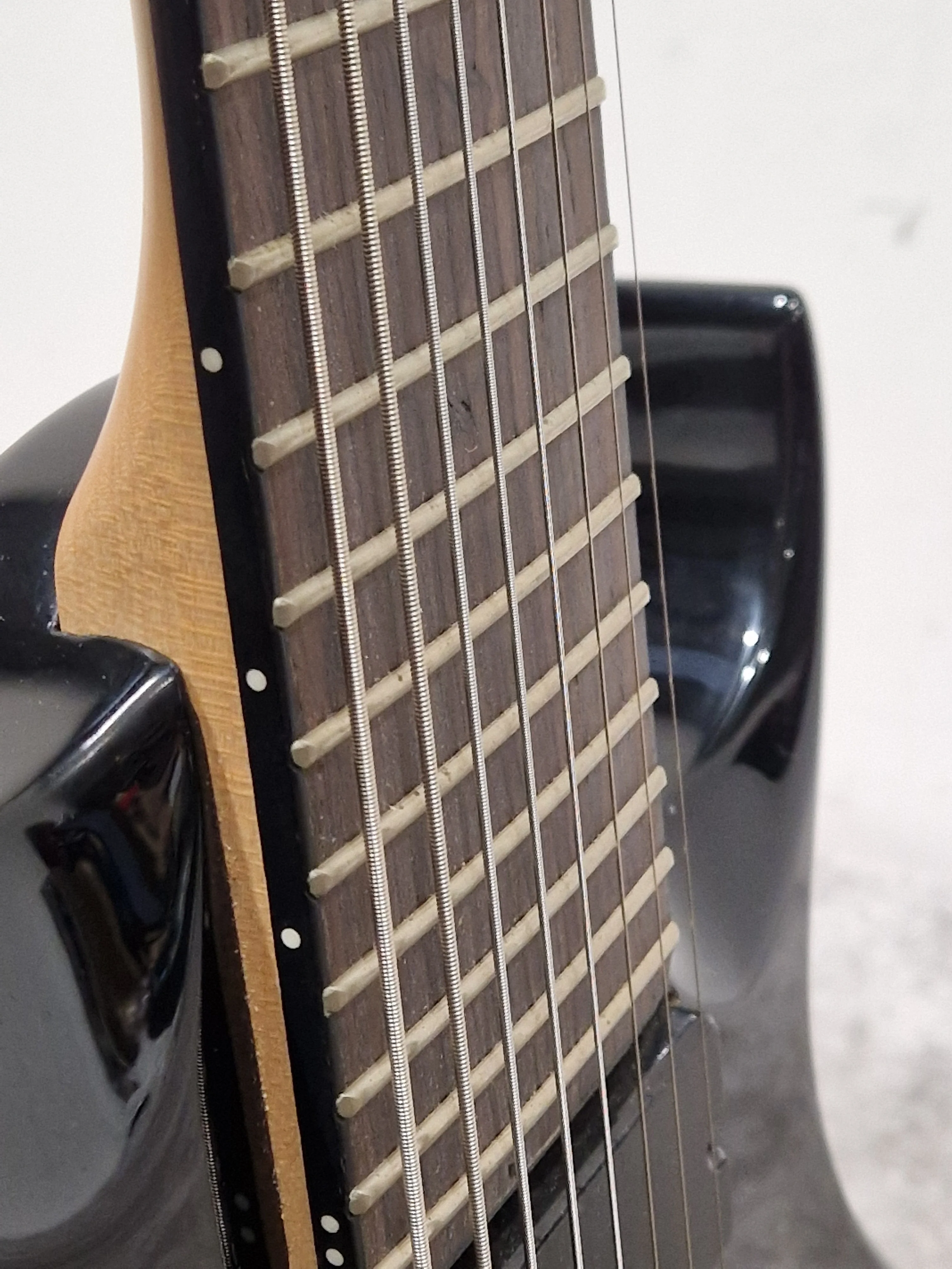 Subzero 8 String Guitar Metallic Black Electric Guitar - Extended Range - Excellent - Image 5