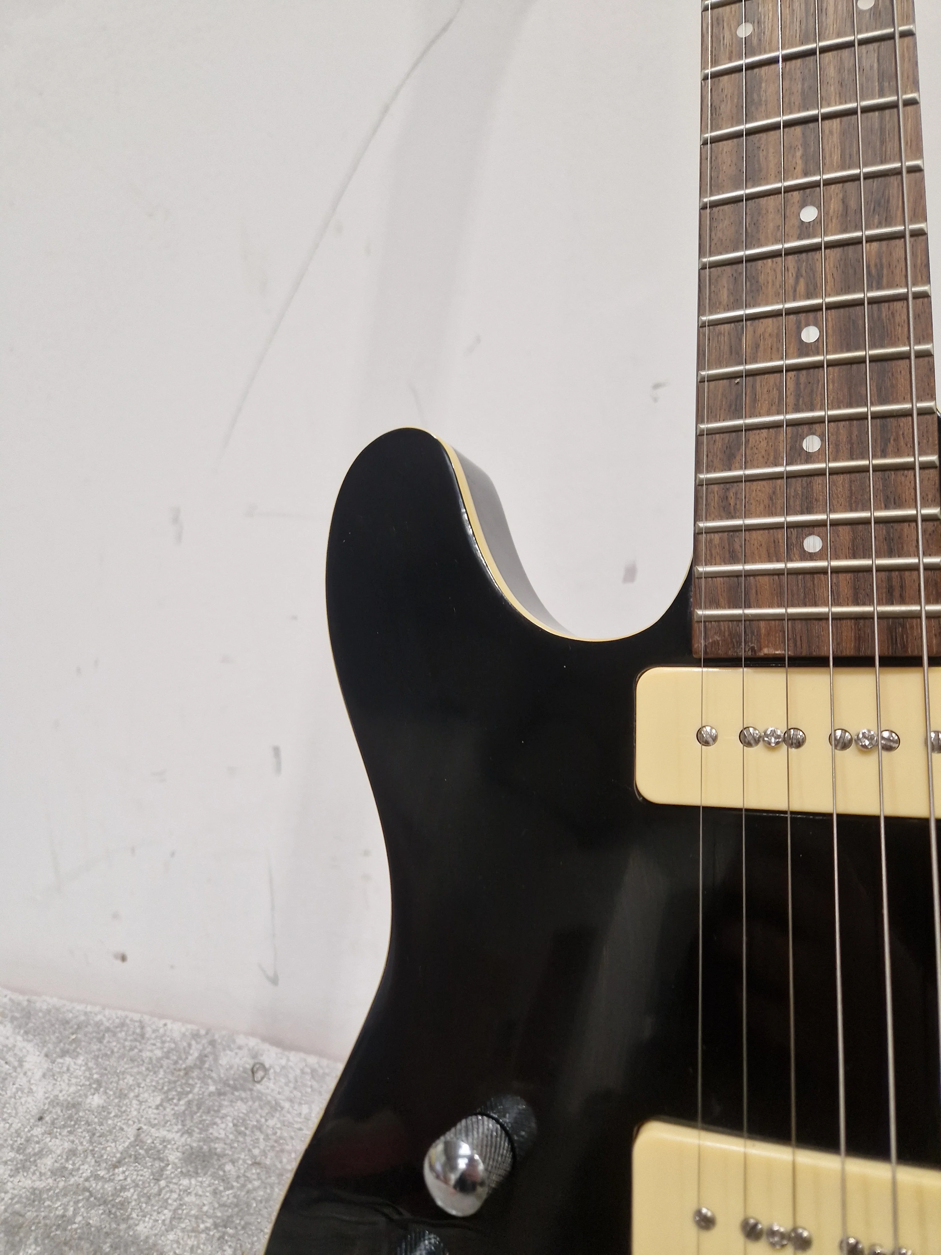 SubZero PARADIGMSH - Left-Handed Electric Guitar - Black - Excellent - Image 14
