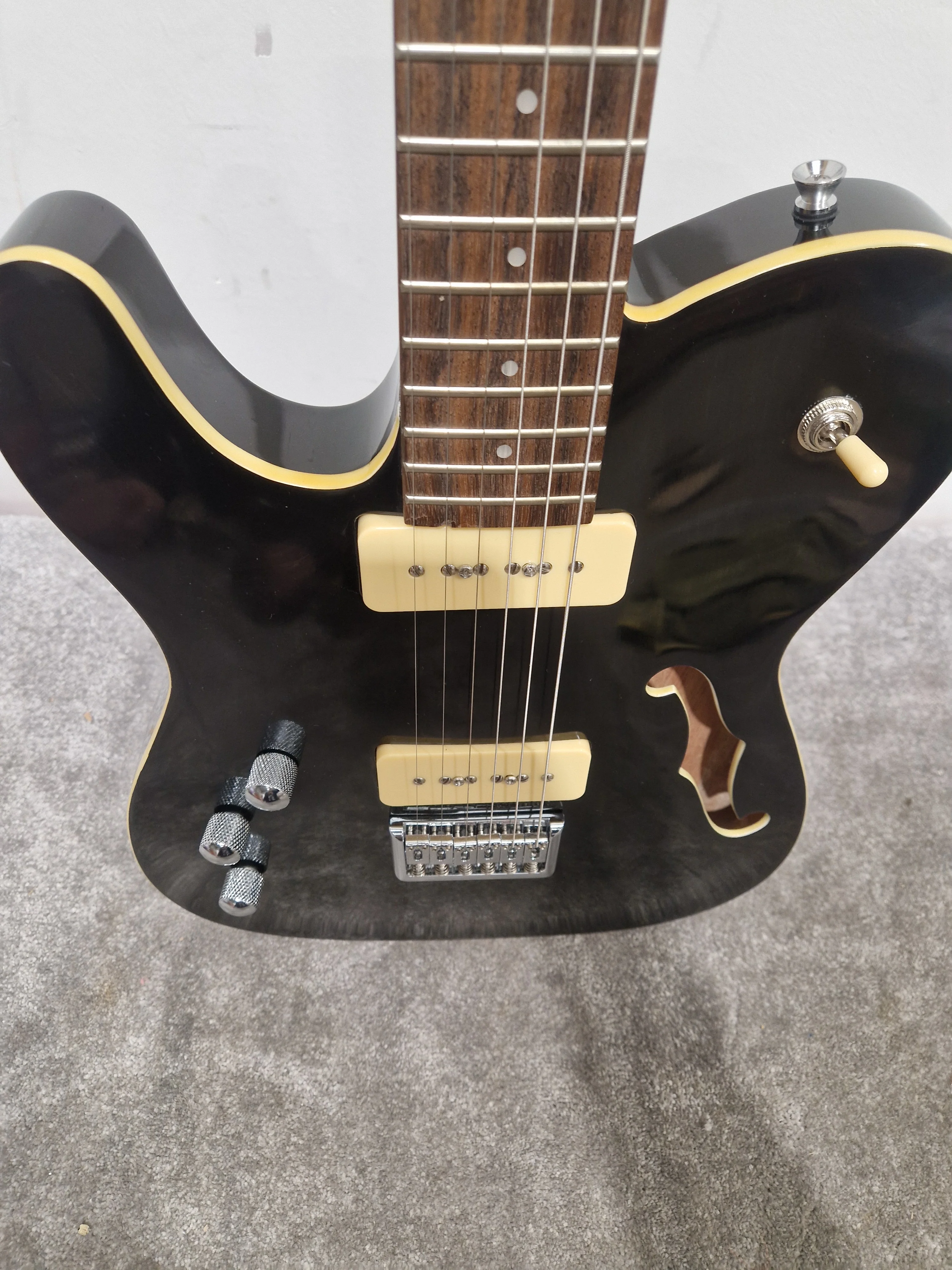 SubZero PARADIGMSH - Left-Handed Electric Guitar - Black - Excellent - Image 25