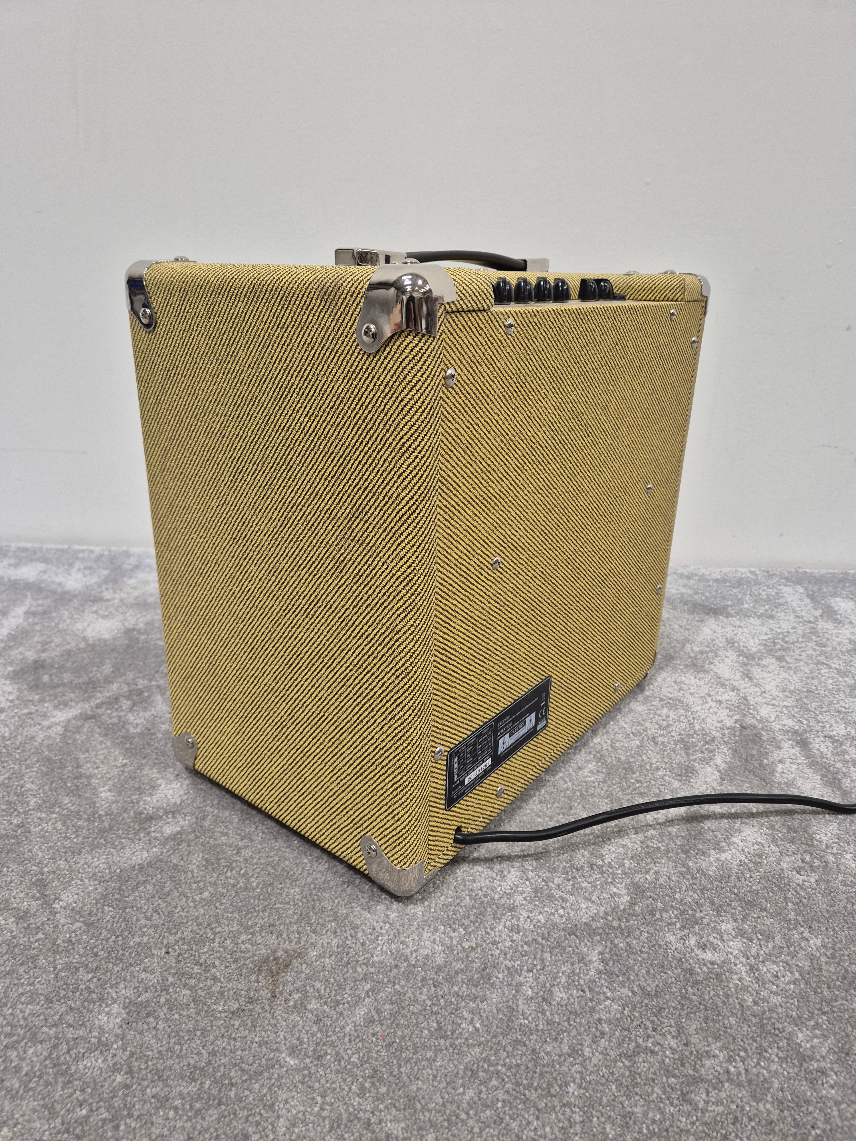 SubZero V35RG - 35-watt Guitar Combo Amplifier - Image 3