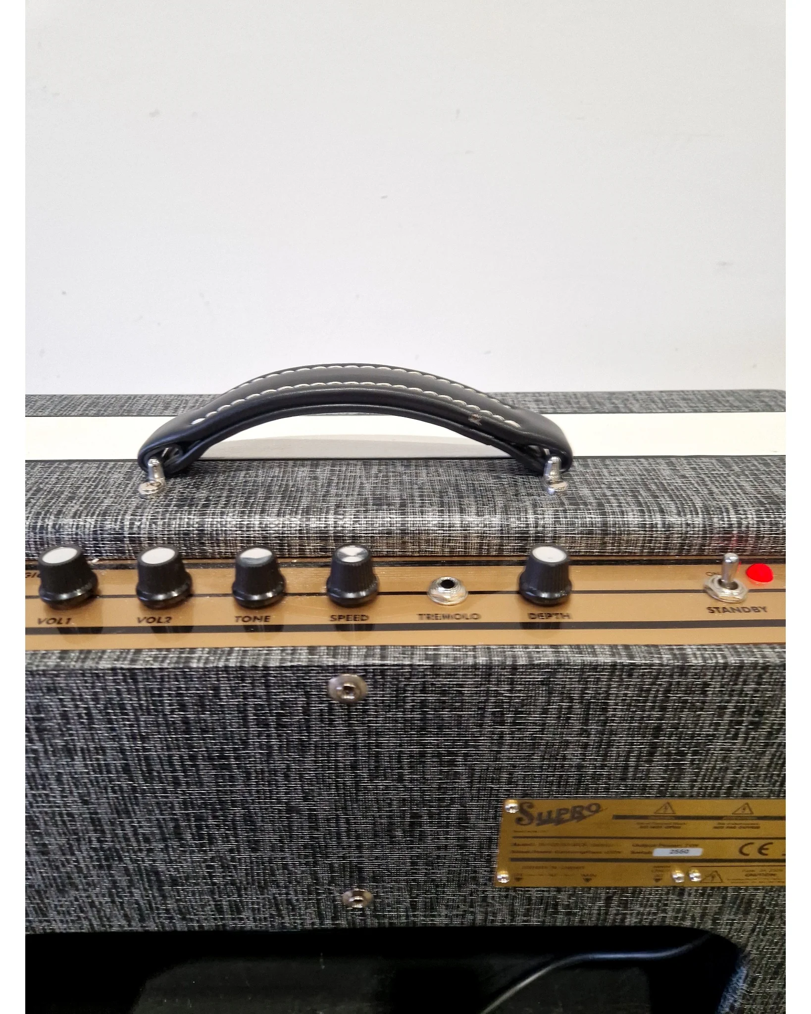 Supro Black Magick 1695TJ - Amplifier - Combo - Excellent - Image 4