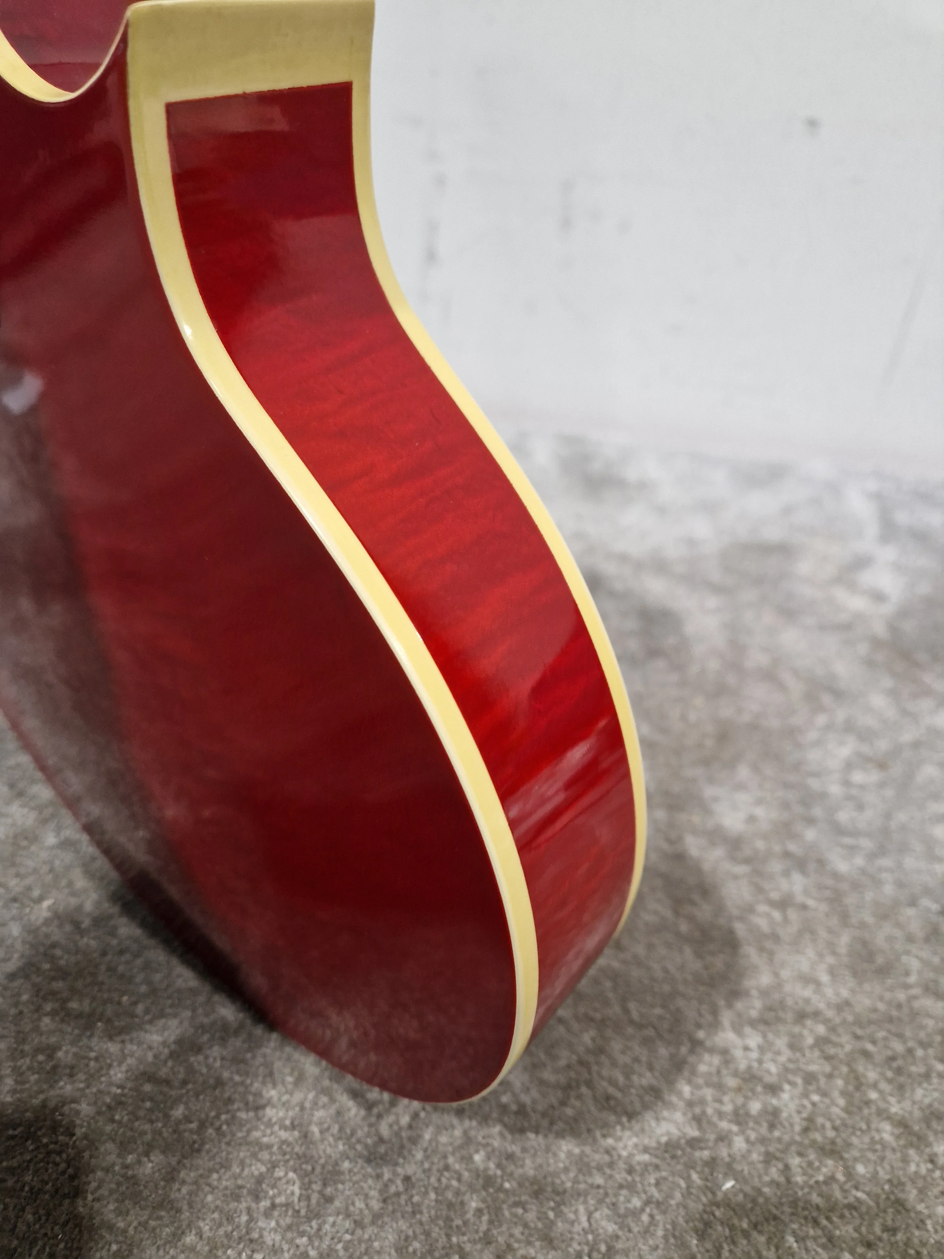 Suzuki MF-300 - Mandolin - Sunburst - Excellent - Image 14
