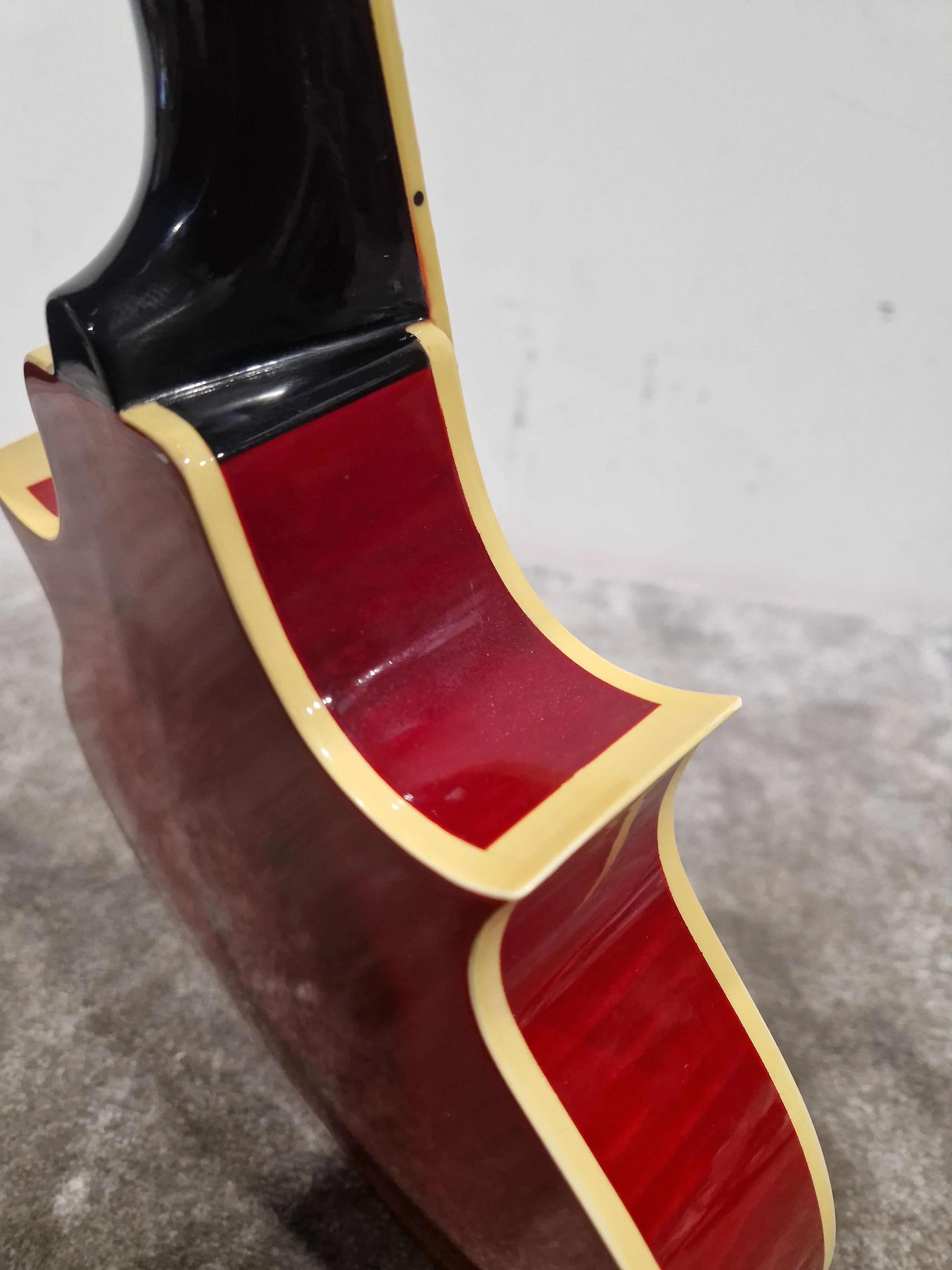 Suzuki MF-300 - Mandolin - Sunburst - Excellent - Image 15