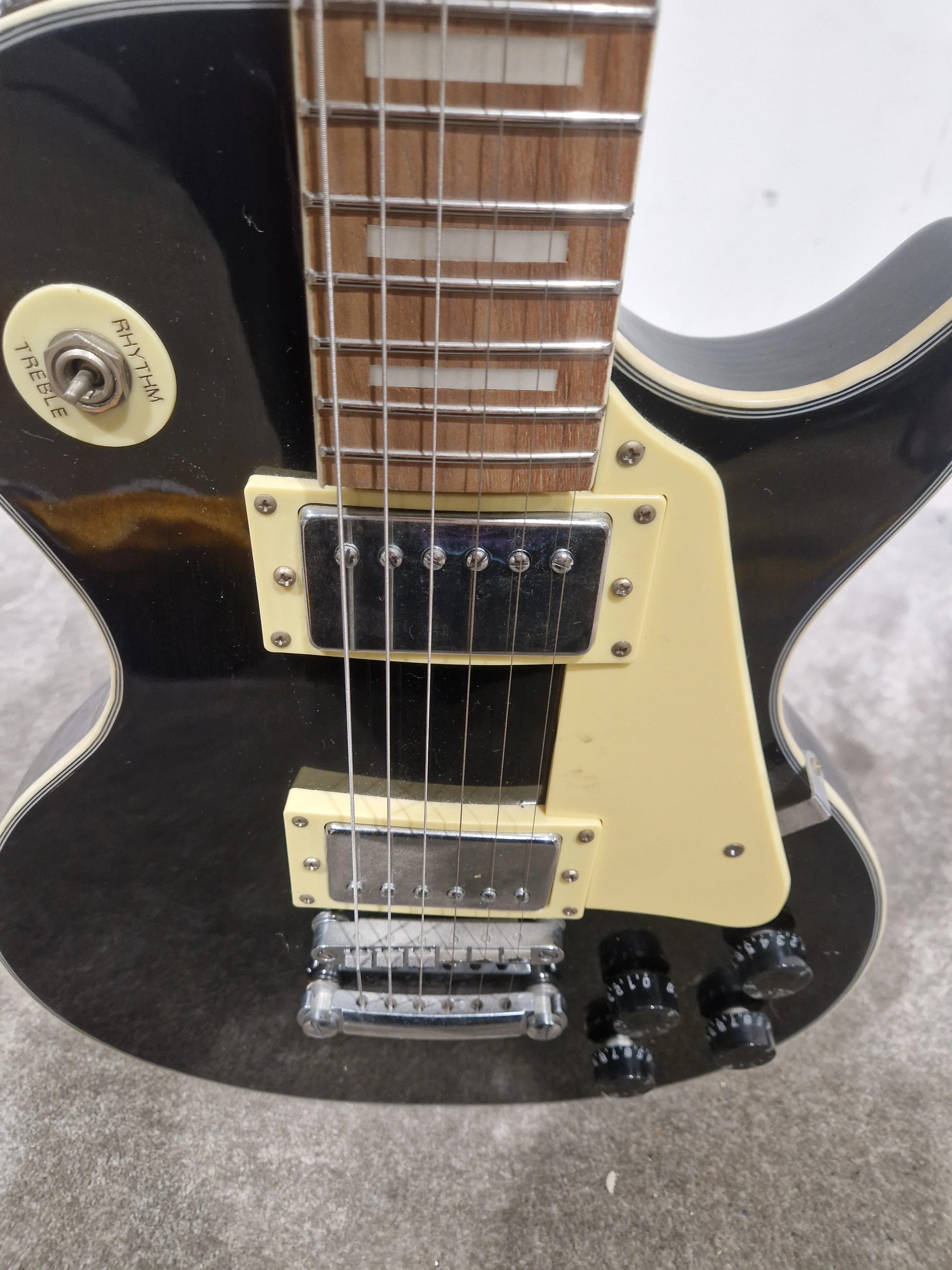Swift Les Paul Style - Electric Guitar - Black - Good - Image 2
