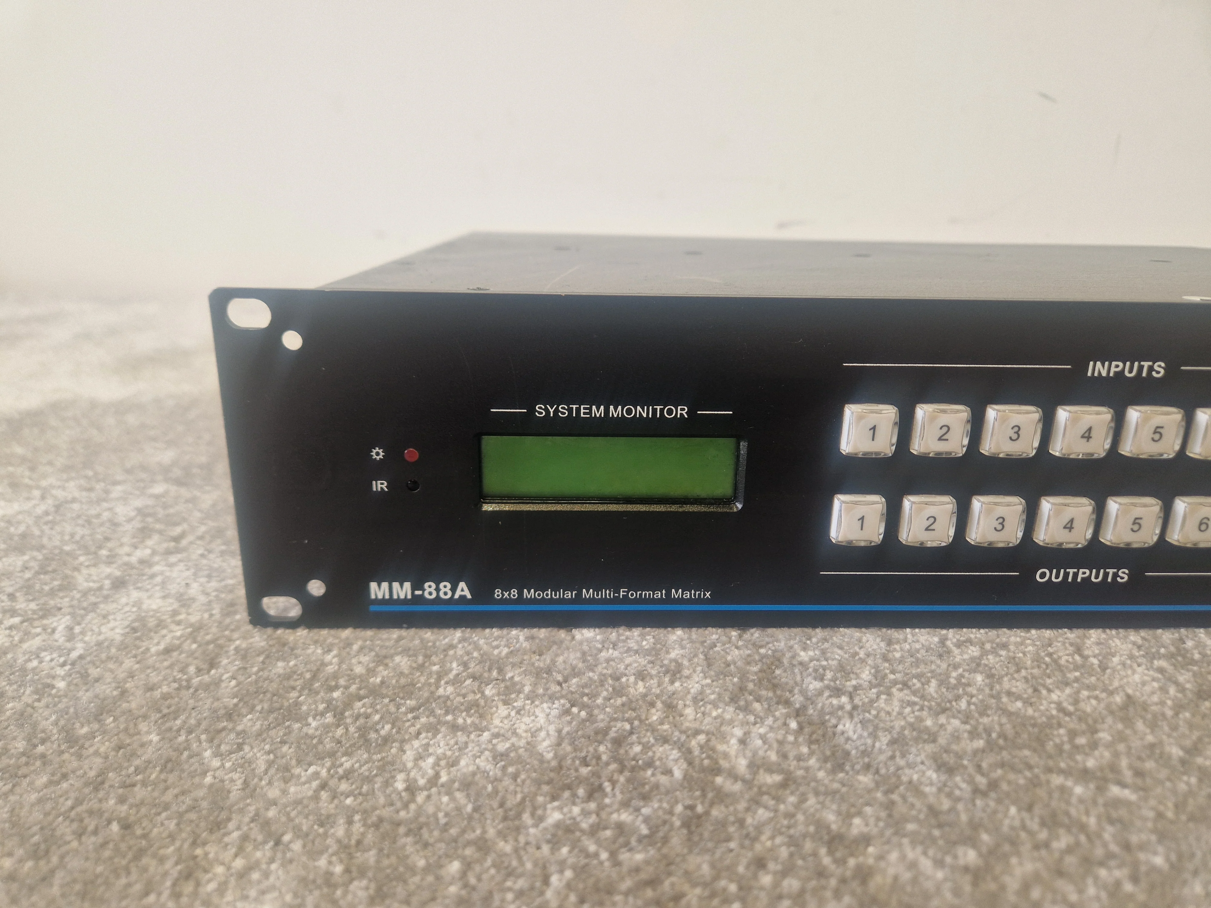 SY MM-88A Modular Matrix Switcher – 8x8 Multi-Format AV Routing - Good - Image 4