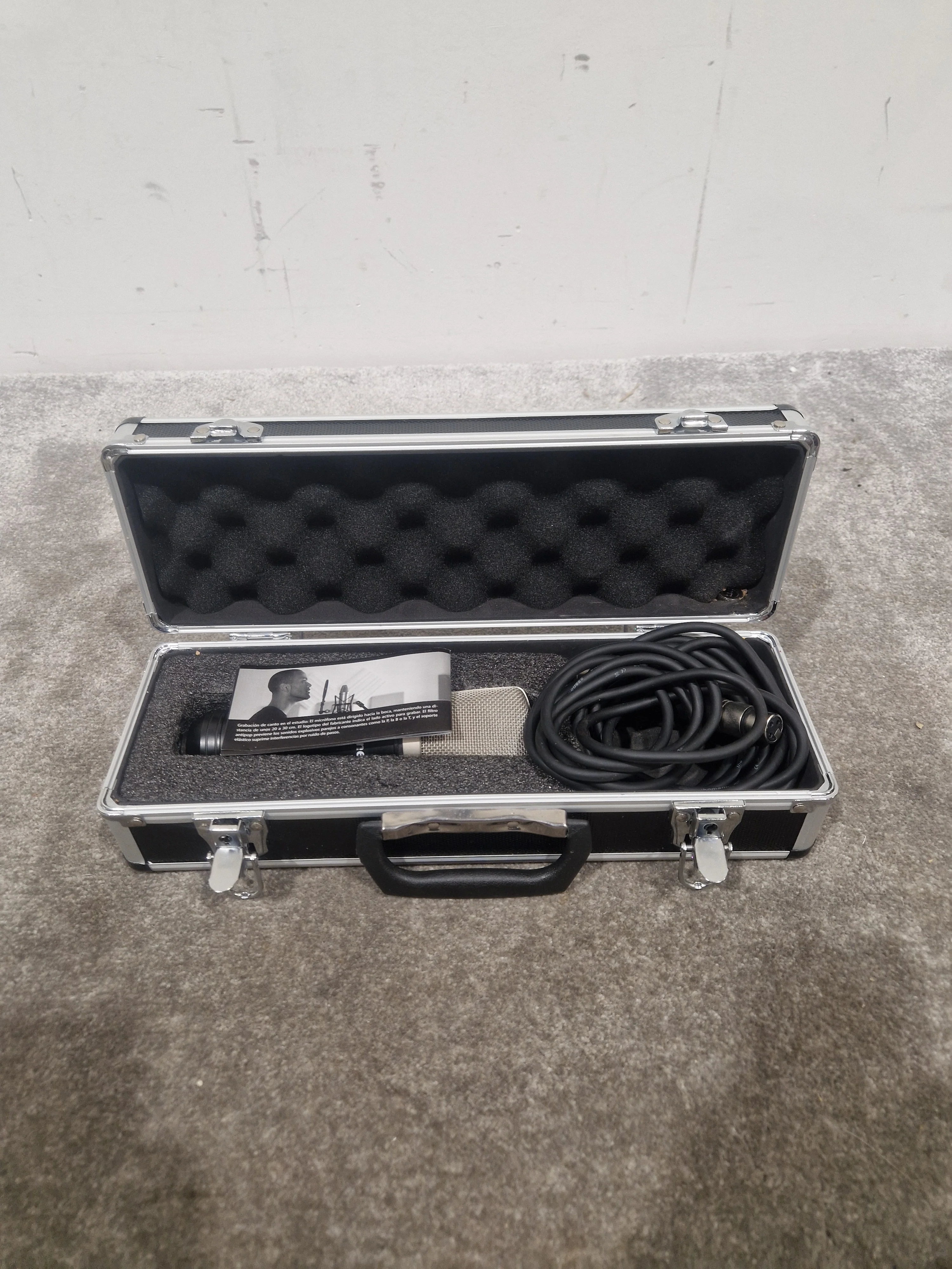 T.bone SC-450 Black Microphone - Large-Diaphragm Condenser - Very Good w/ Original Box & Hard Case & Mic Cable - Image 15