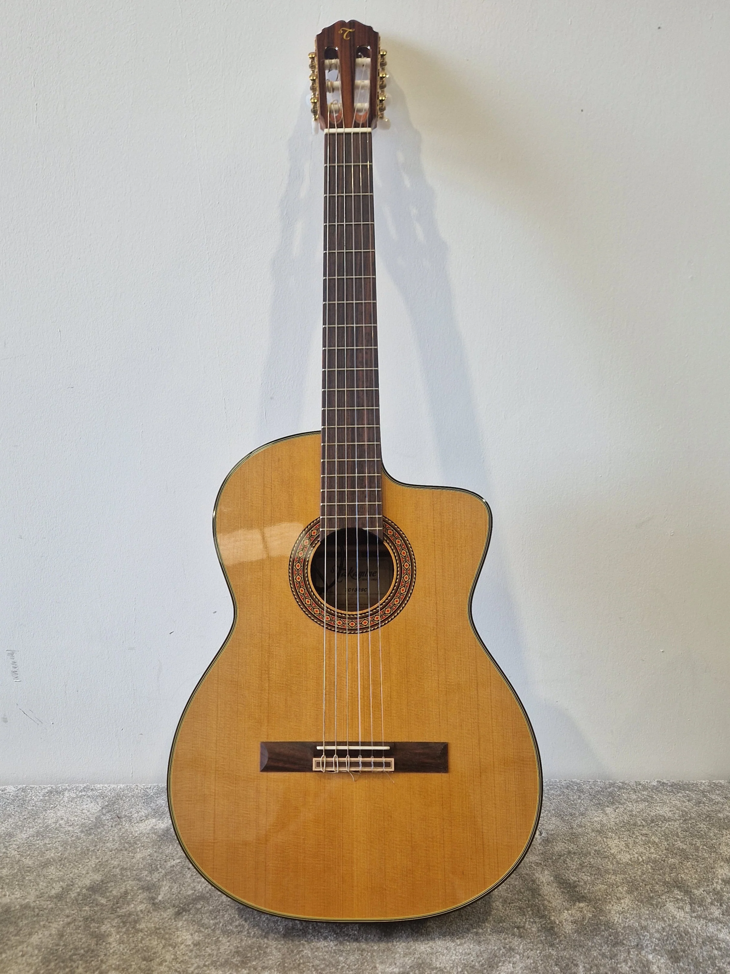 Takamine TC132SC Classical Electro-Acoustic Guitar - Excellent w/ Hard Case & Certification - Image 4
