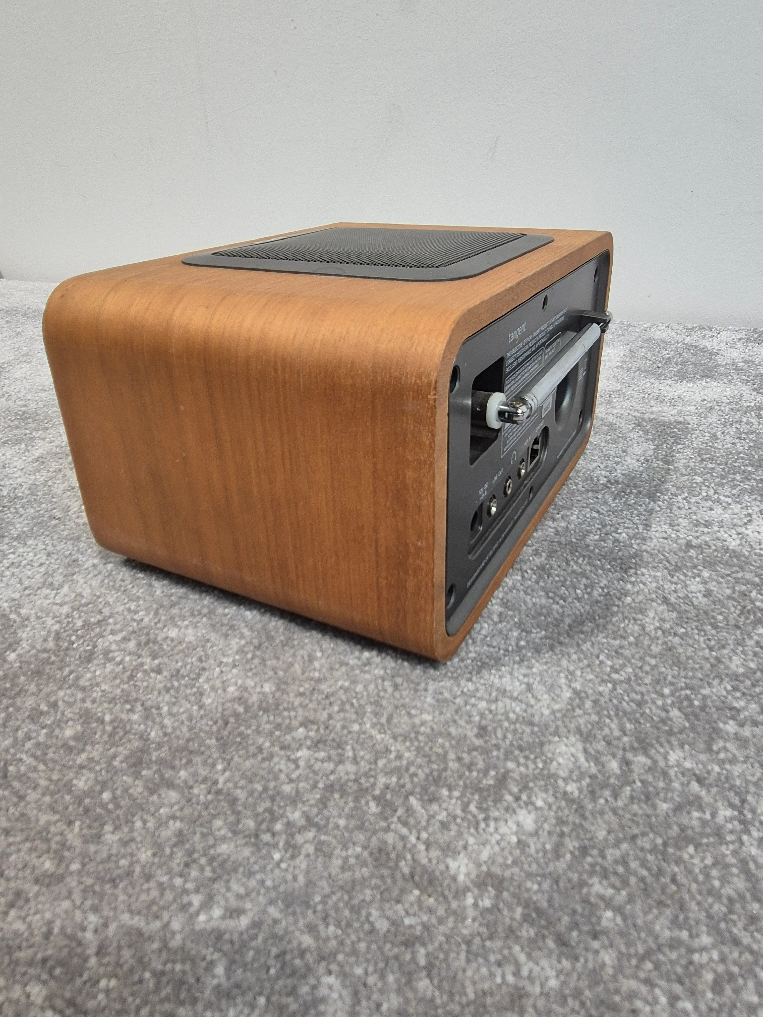 Tangent Quattro MK2 Internet Radio - Retro Design - Excellent w/ Power Supply - Image 6
