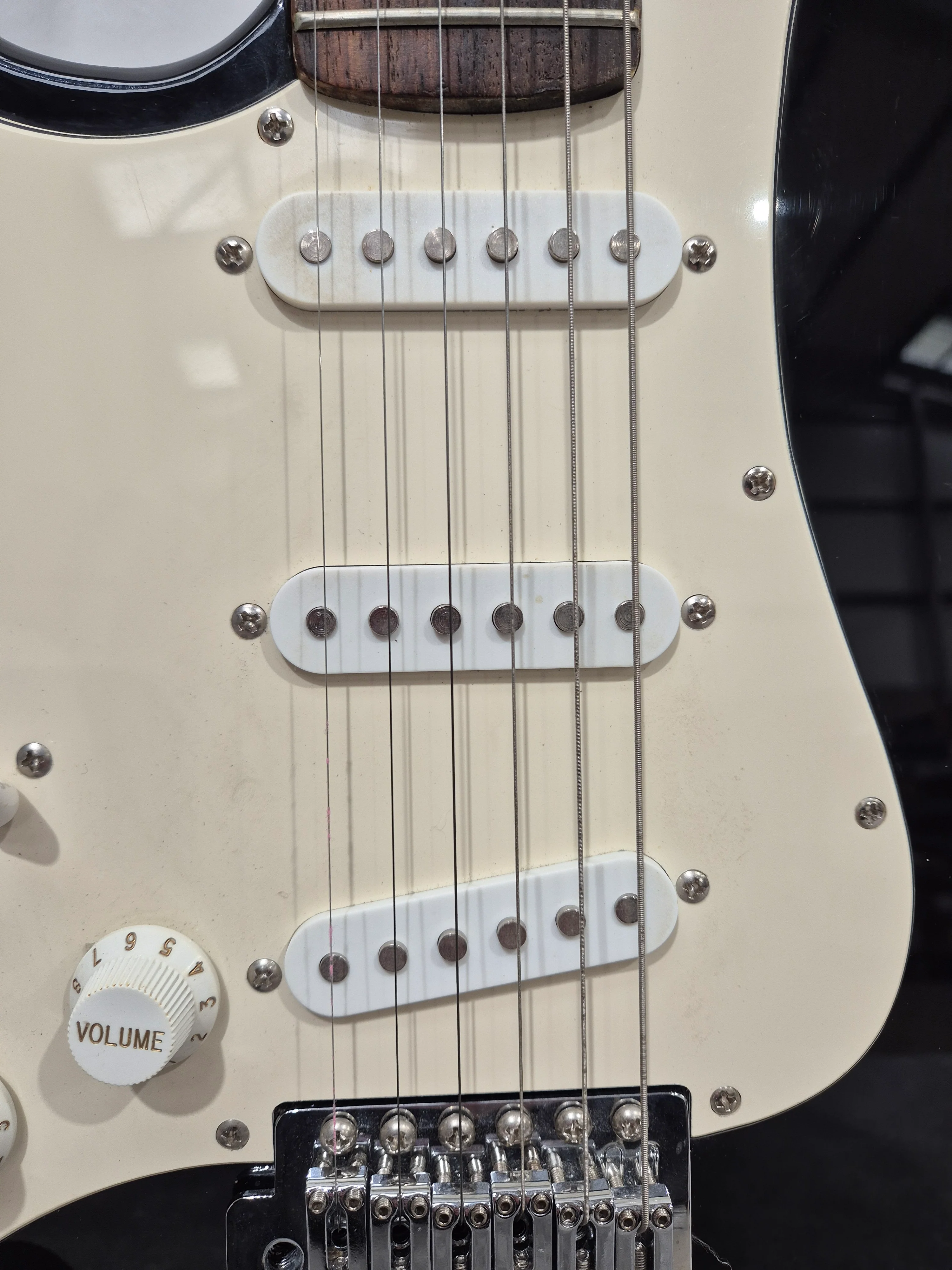 Tanglewood Nevada FST32K - Strat-Style Electric Guitar - Image 5