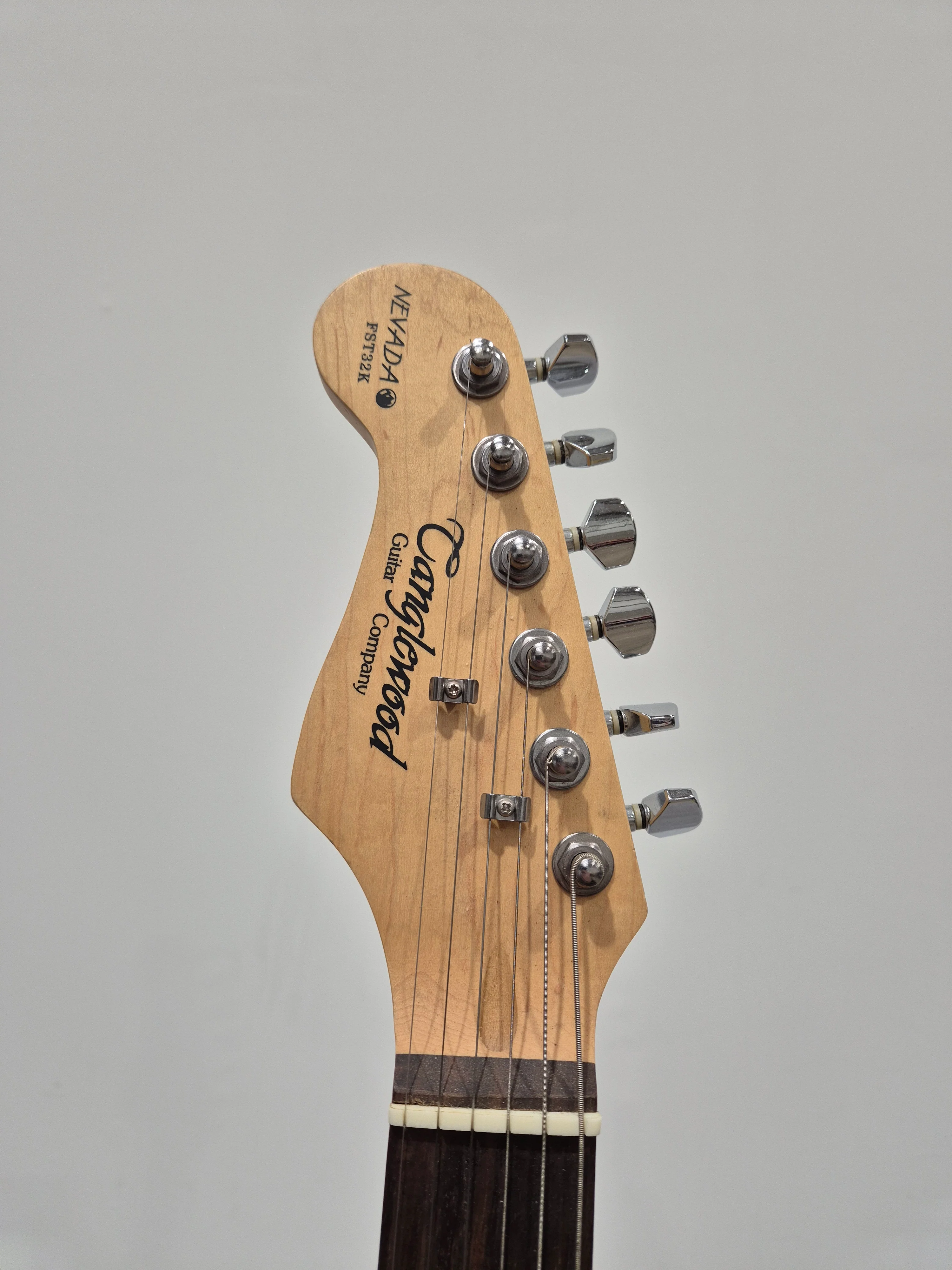 Tanglewood Nevada FST32K - Strat-Style Electric Guitar - Image 6