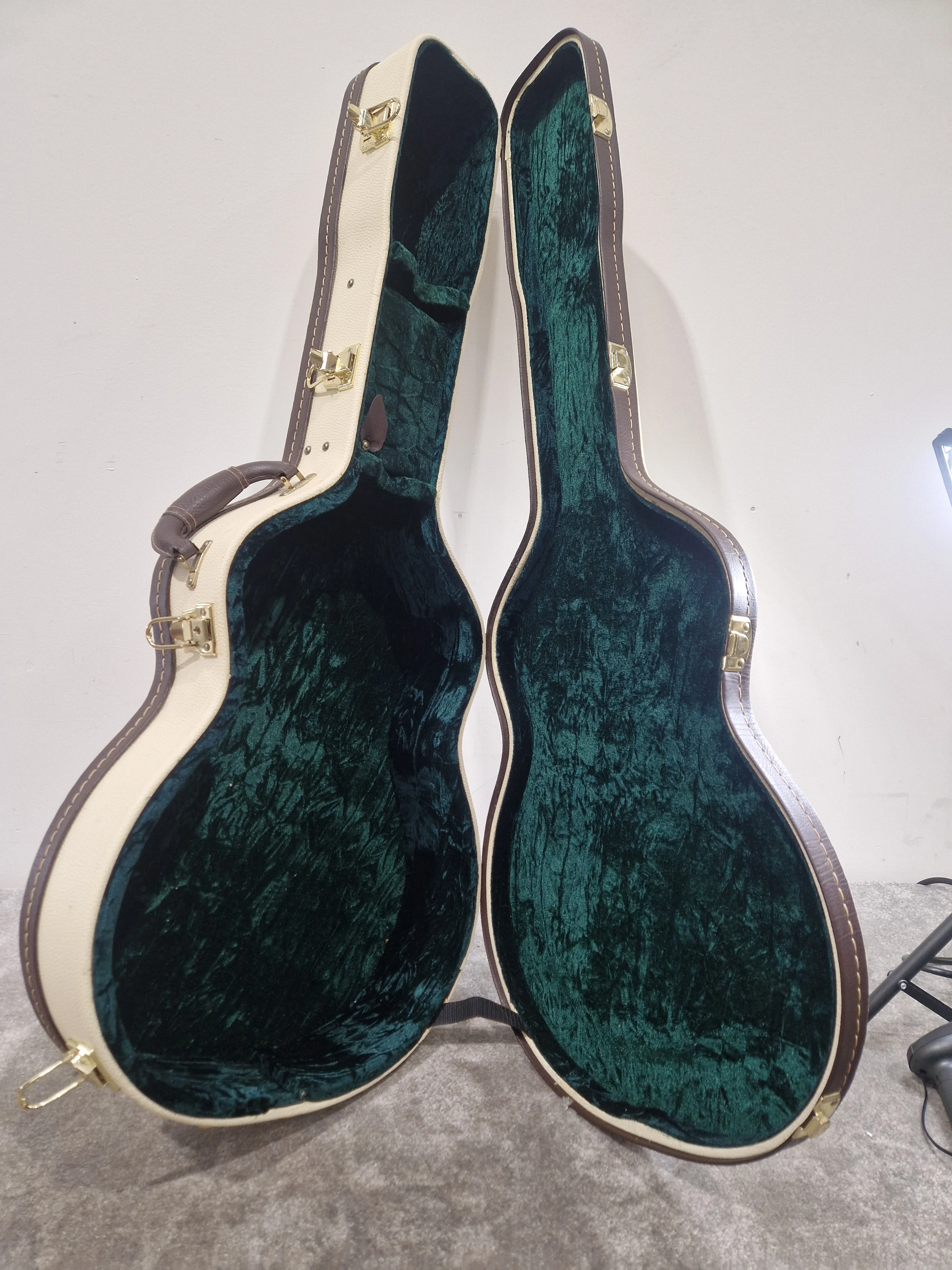 Tanglewood Tpe SF-DLX - Deluxe Electro-Acoustic Guitar - Excellent w/ Hard Case - Image 4