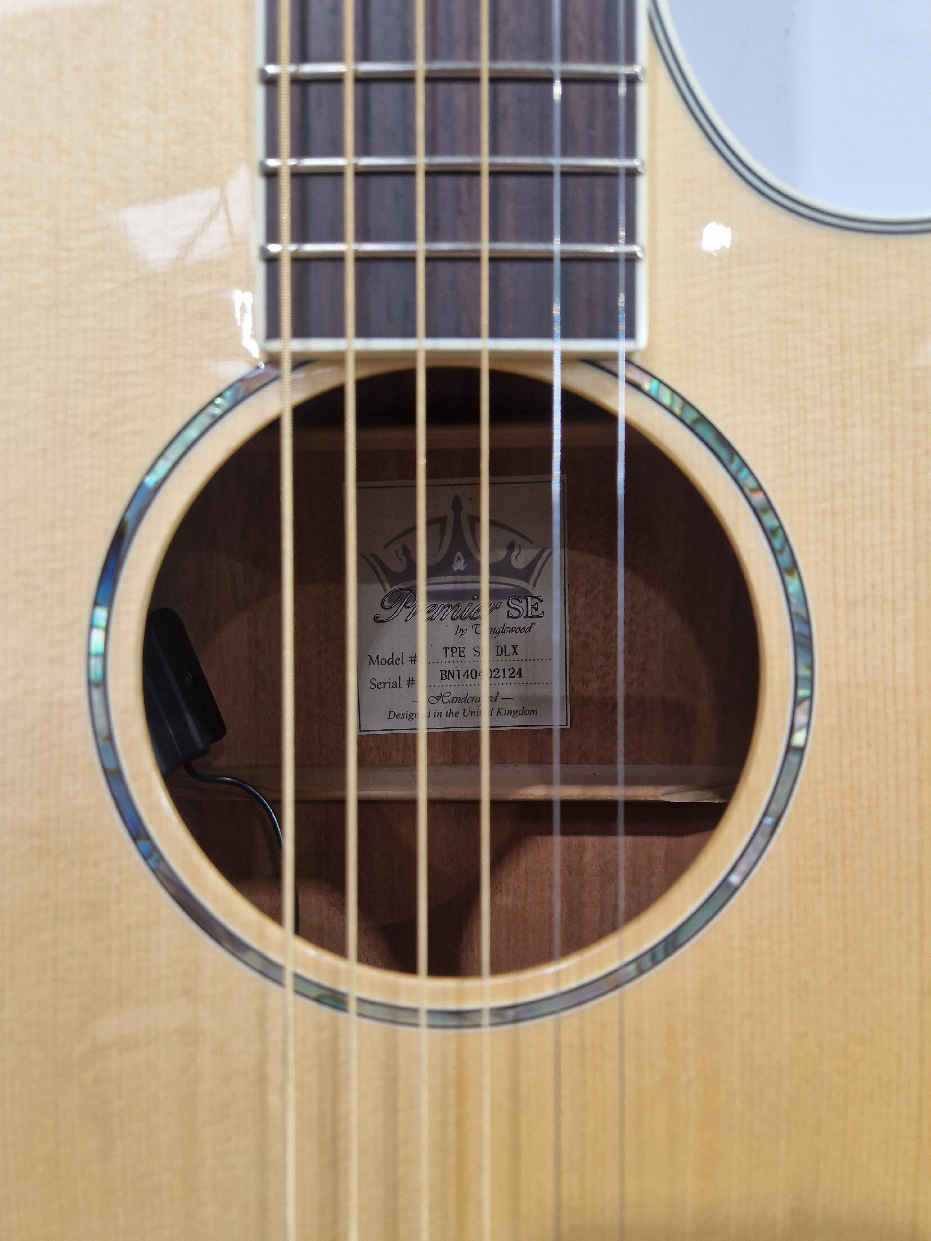 Tanglewood Tpe SF-DLX - Deluxe Electro-Acoustic Guitar - Excellent w/ Hard Case - Image 8