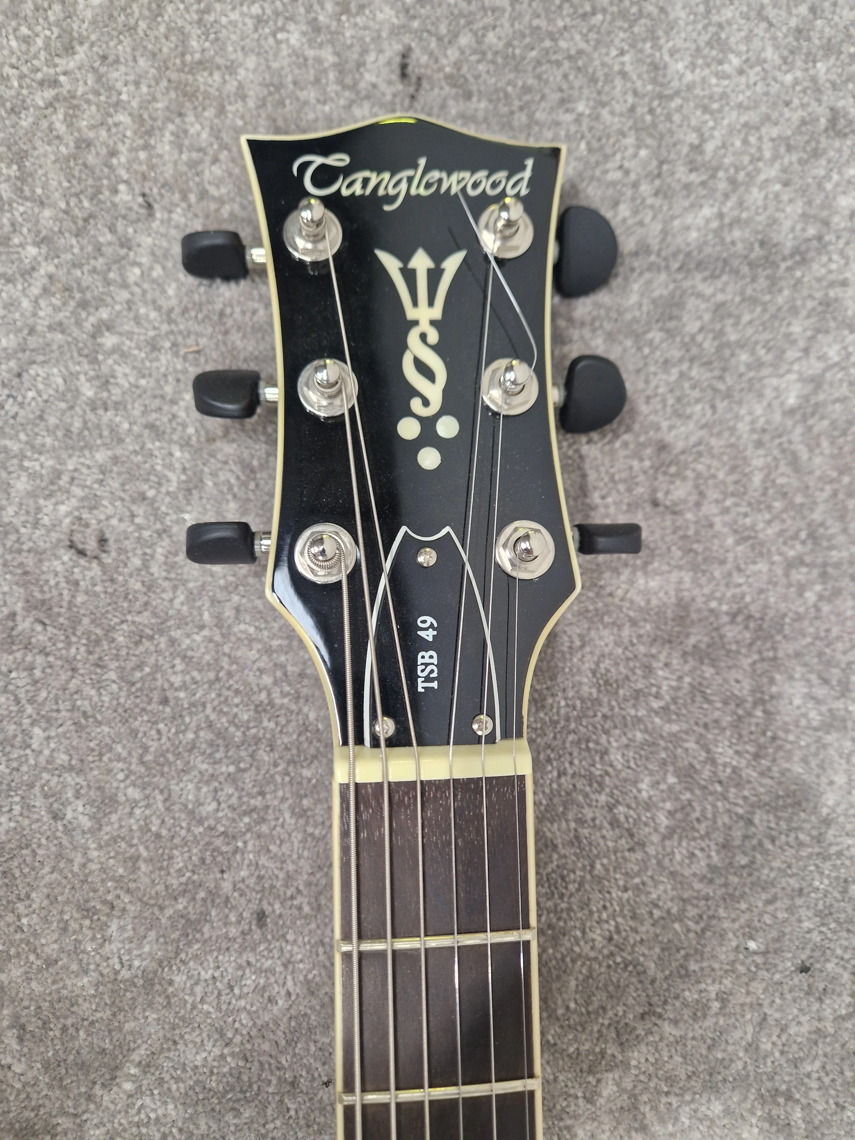 Tanglewood TSB49 - Solid Top Electric Semi Acoustic Guitar - Excellent - Image 10