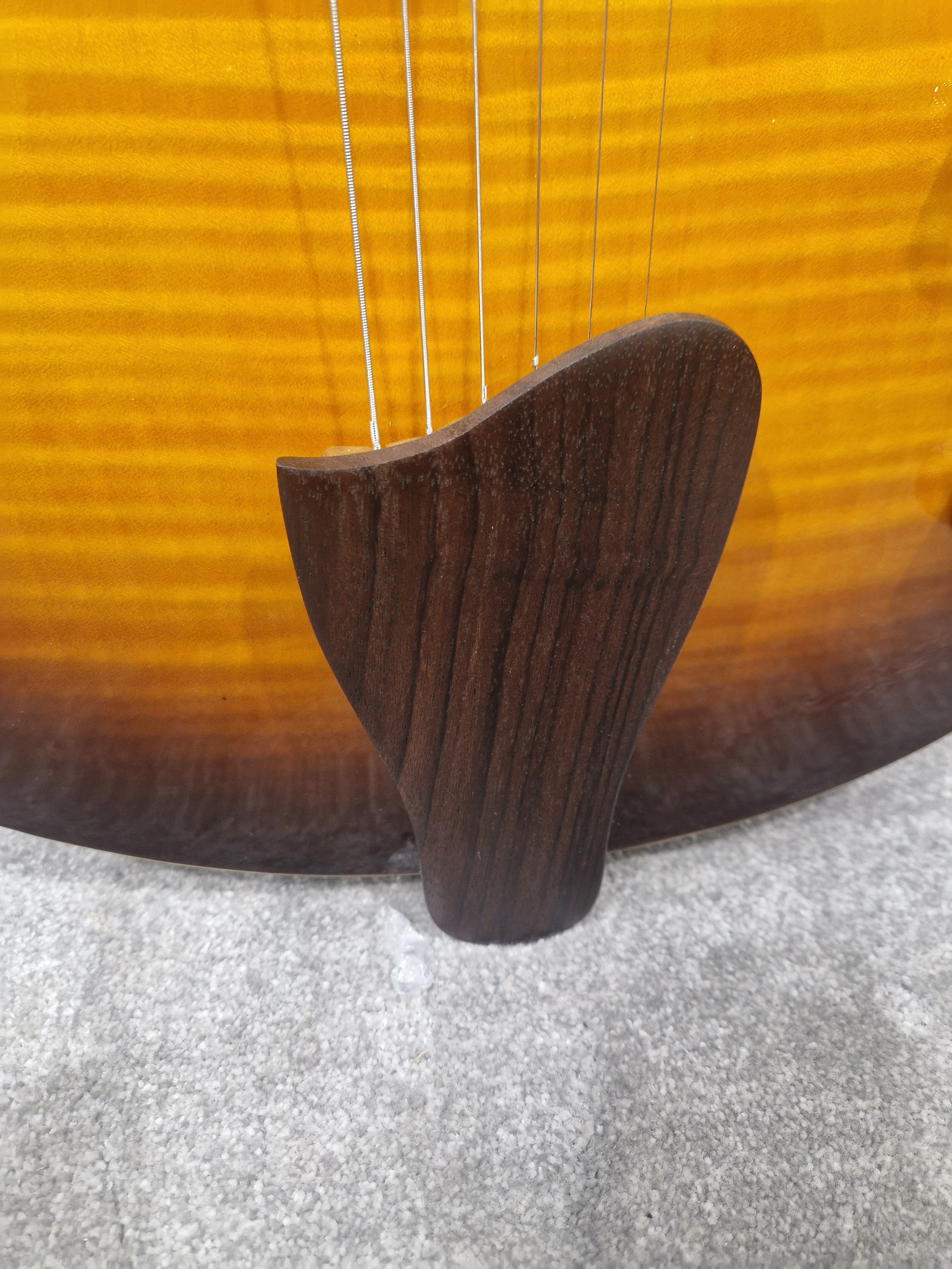 Tanglewood TSB49 - Solid Top Electric Semi Acoustic Guitar - Excellent - Image 5