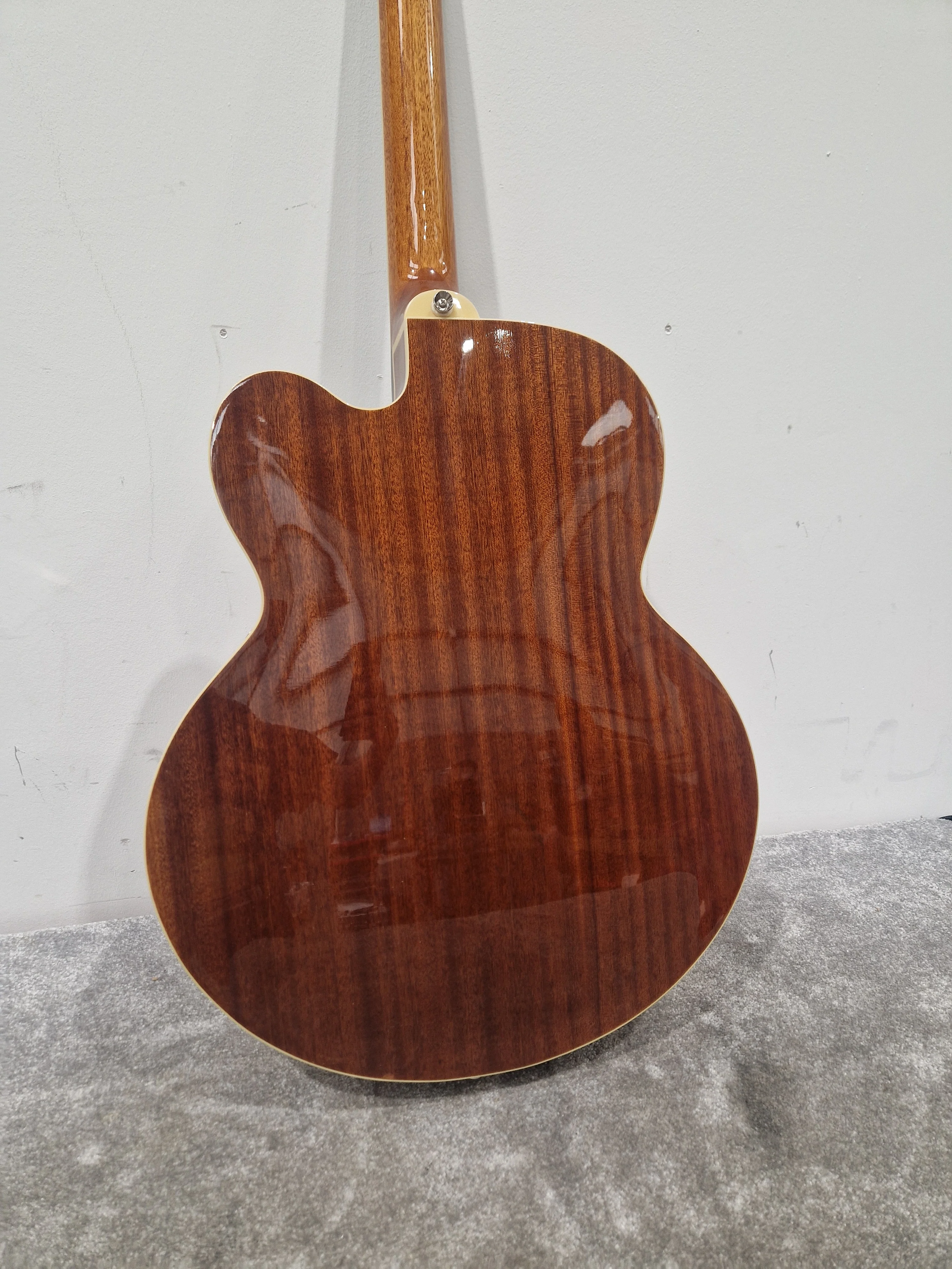 Tanglewood TSB49 - Solid Top Electric Semi Acoustic Guitar - Excellent - Image 8
