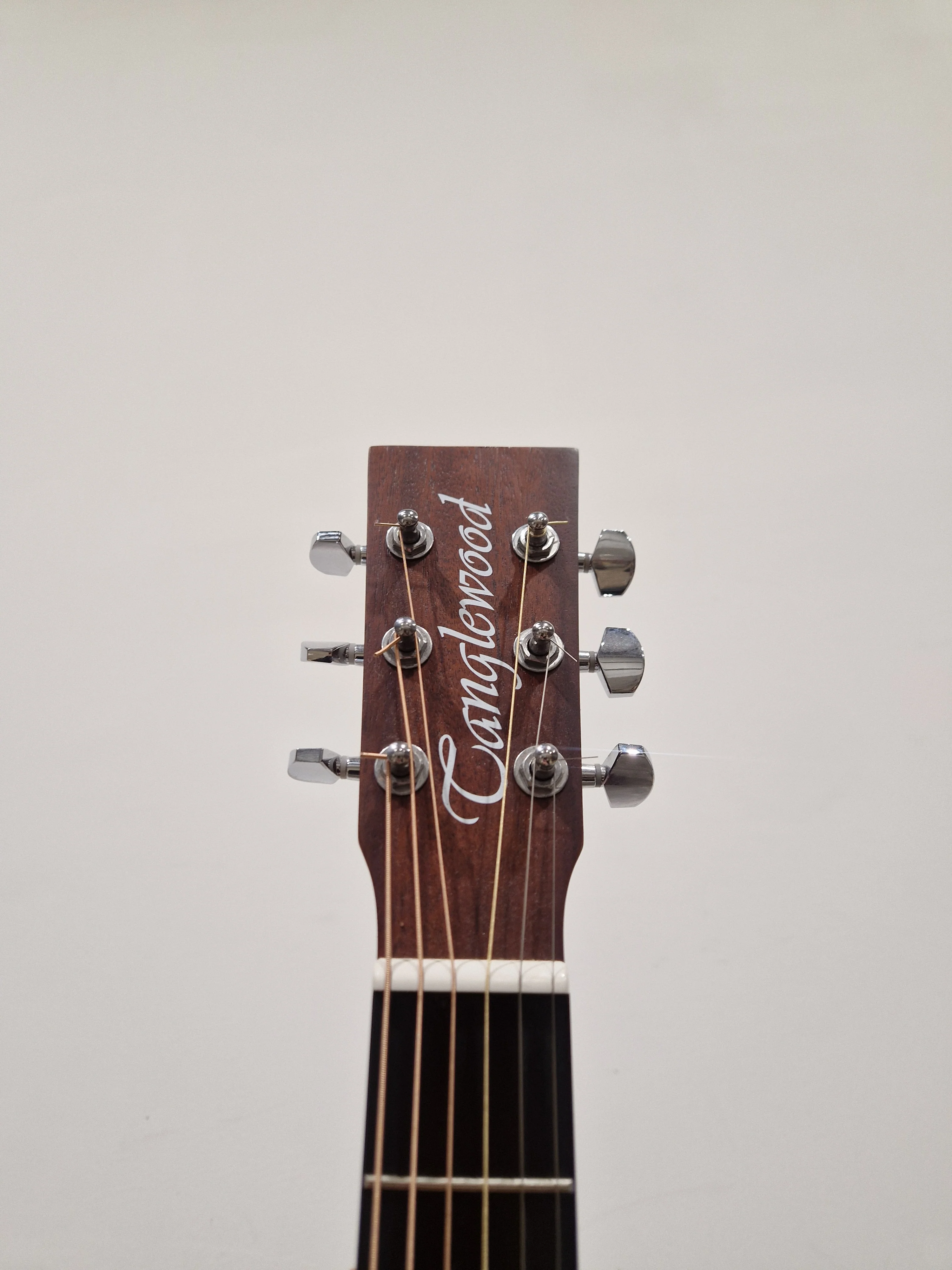 Tanglewood TWCR O Crossroads Orchestra - Acoustic Guitar - Whiskey Burst - Excellent - Image 4