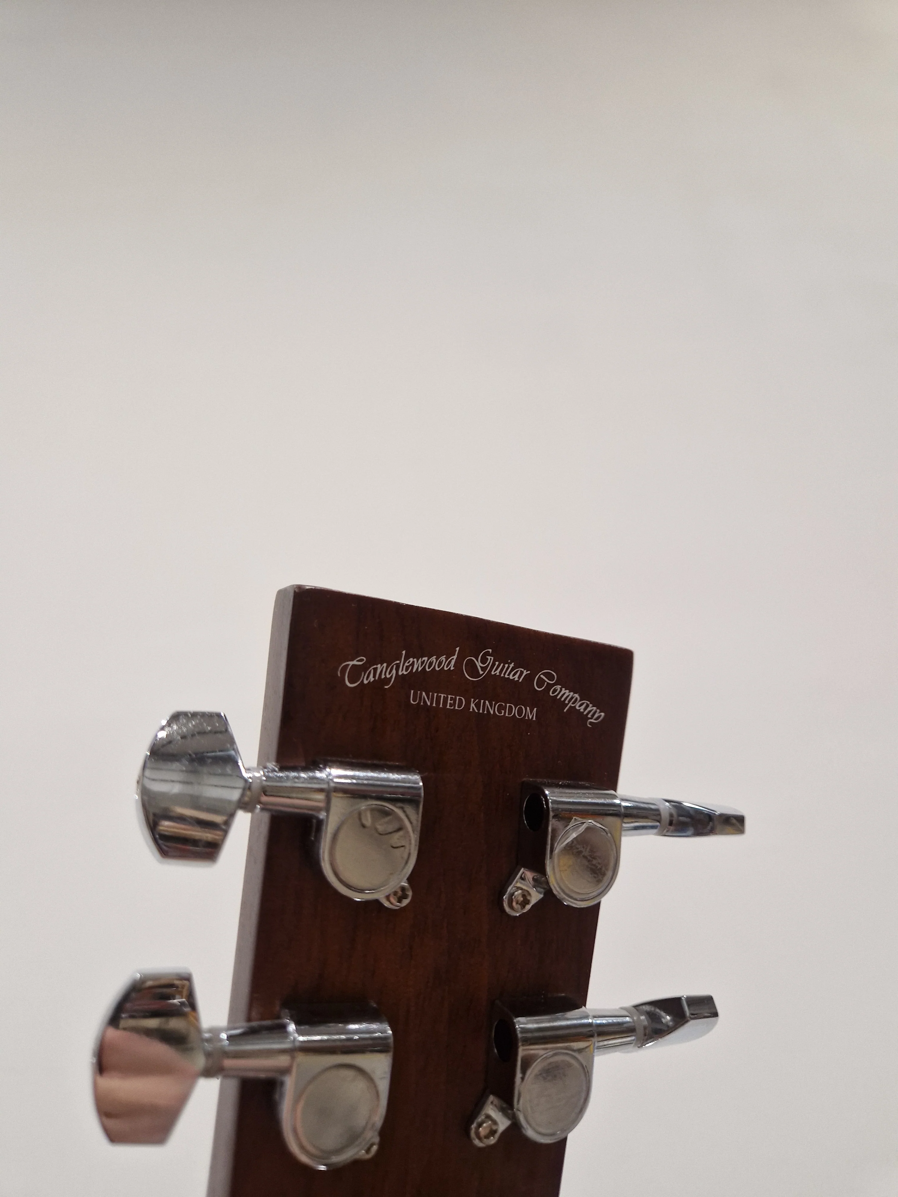 Tanglewood TWCR O Crossroads Orchestra - Acoustic Guitar - Whiskey Burst - Excellent - Image 6
