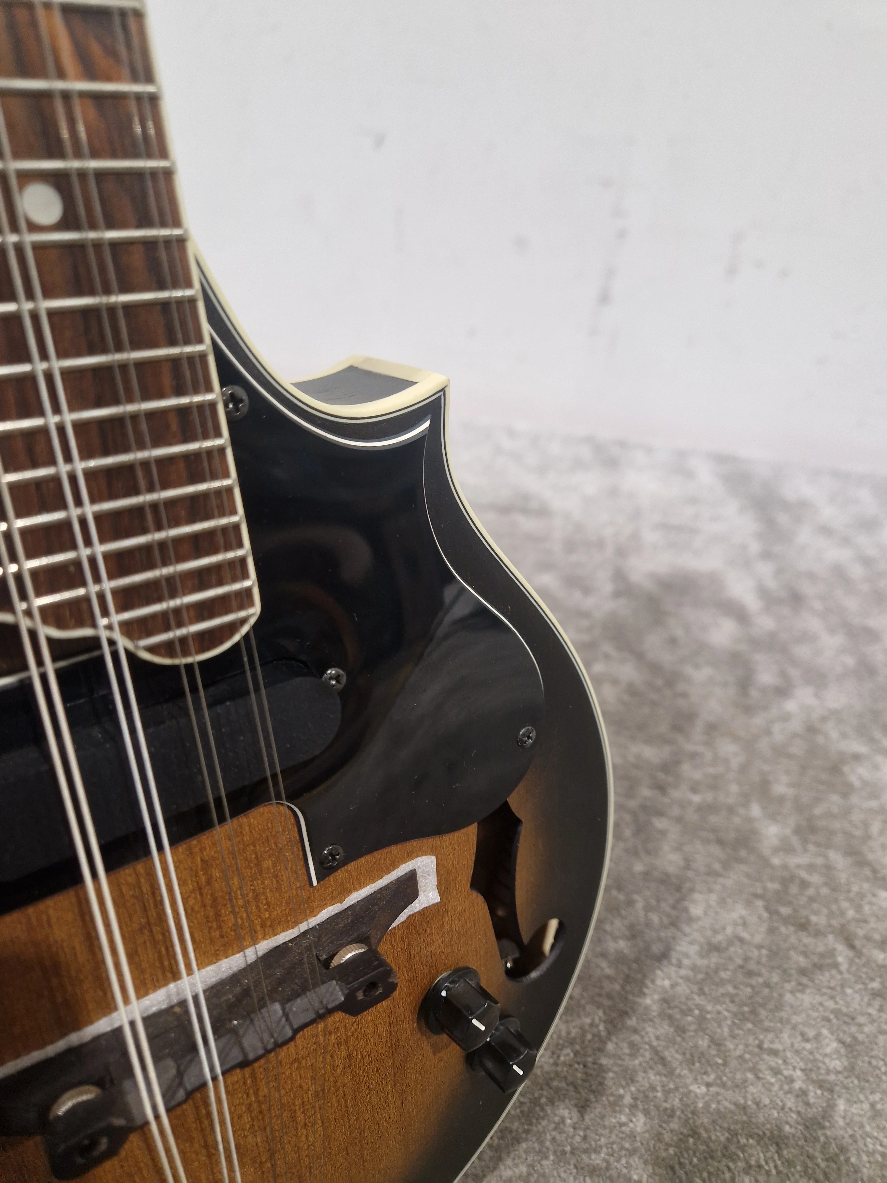 Tanglewood Twmf Vse- Electro-Acoustic Mandolin - Whiskyburst – Mandolin - Excellent w/ Soft Case - Image 10