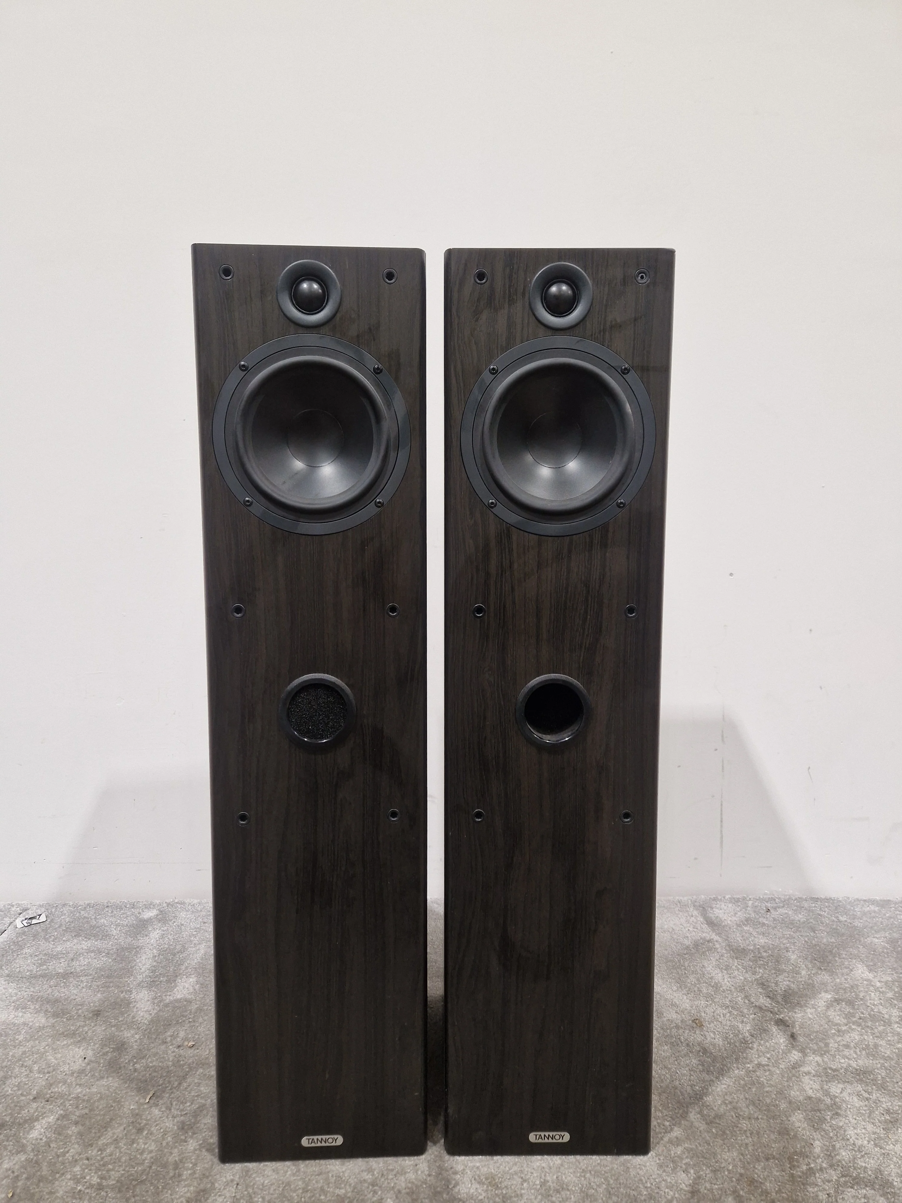 Tannoy Mercury F3 Floor Standing Speakers Pair - Dynamic Sound Performance - Excellent w/ Power Supply - Image 2