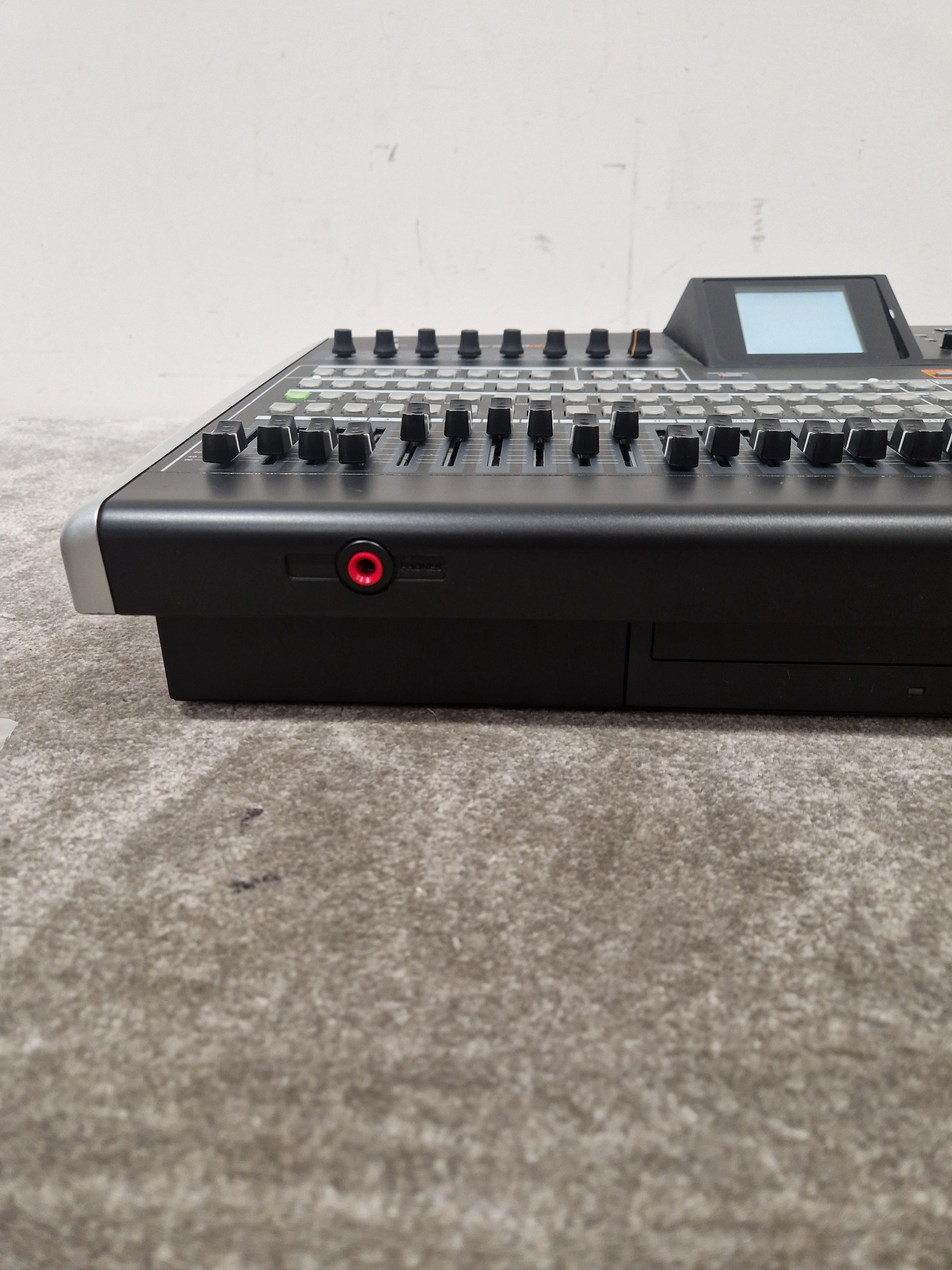Tascam 2488 Neo - 24-Track Digital Recorder - Excellent w/ Original Box & Power Supply+ - Image 3