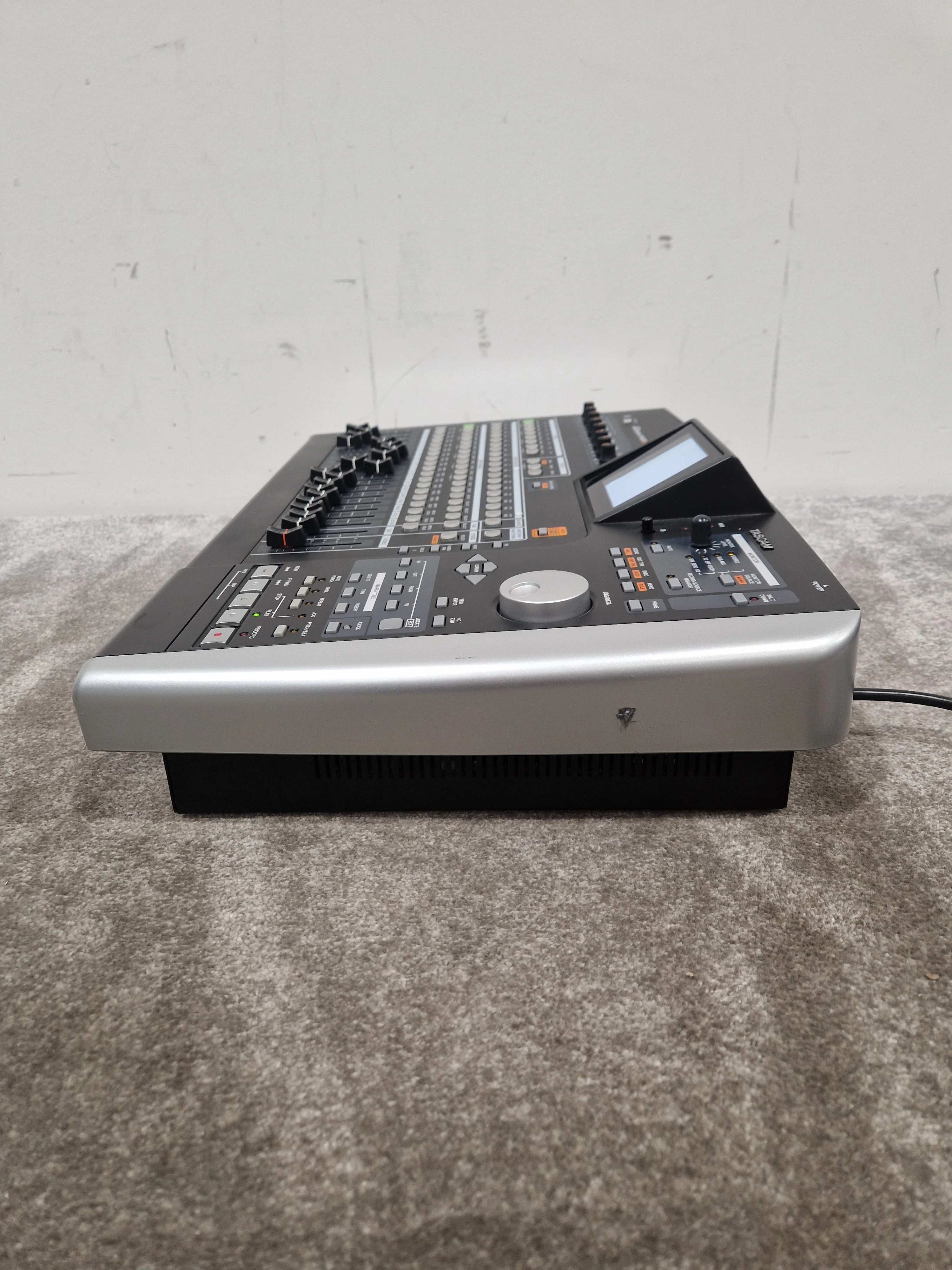Tascam 2488 Neo - 24-Track Digital Recorder - Excellent w/ Original Box & Power Supply+ - Image 6