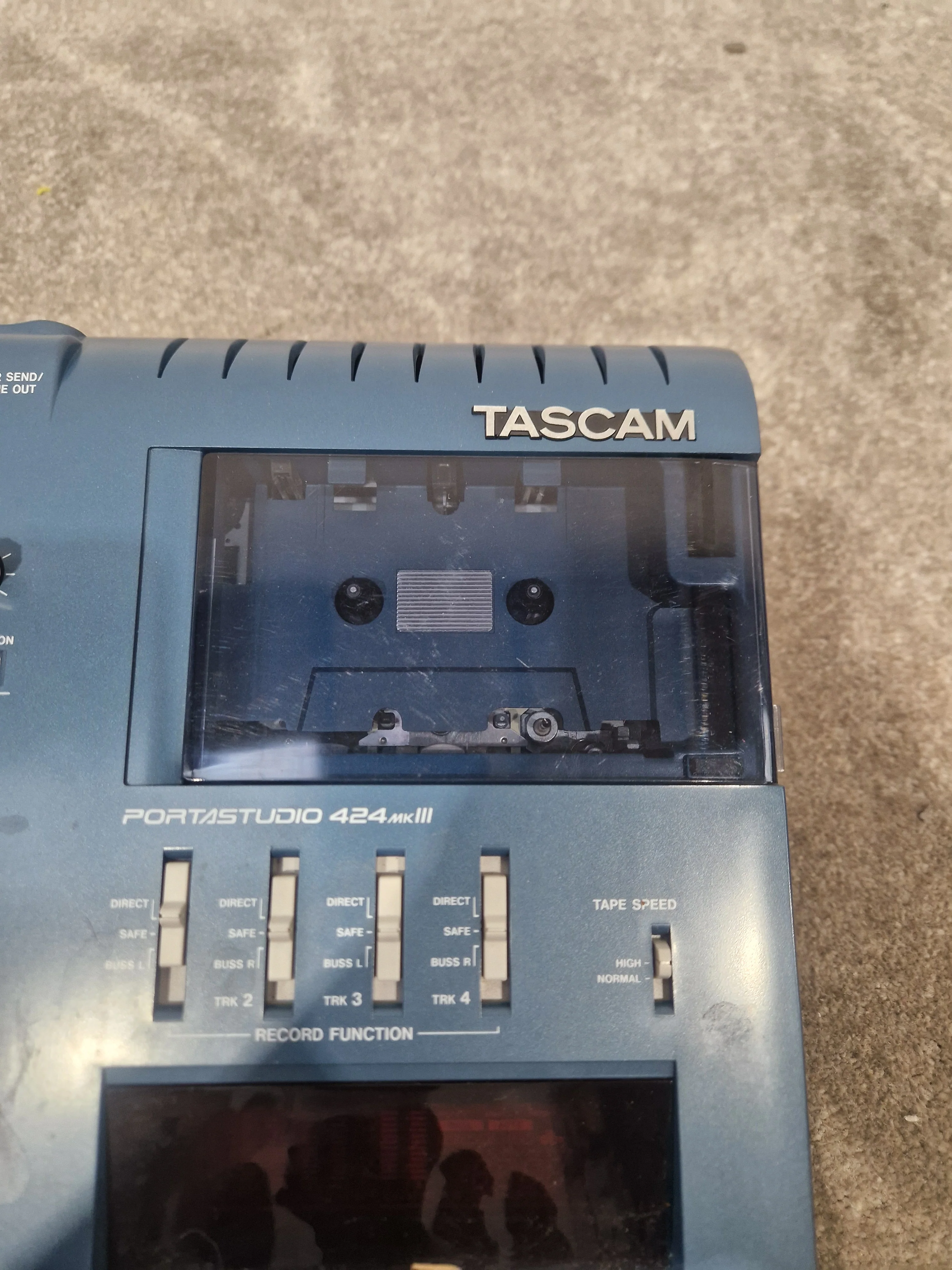 Tascam 424 Mk3 Portastudio - 4-Track Cassette Recorder, DBX Noise Reduction - Excellent w/ Original Box & Power Supply & Manuals - Image 8