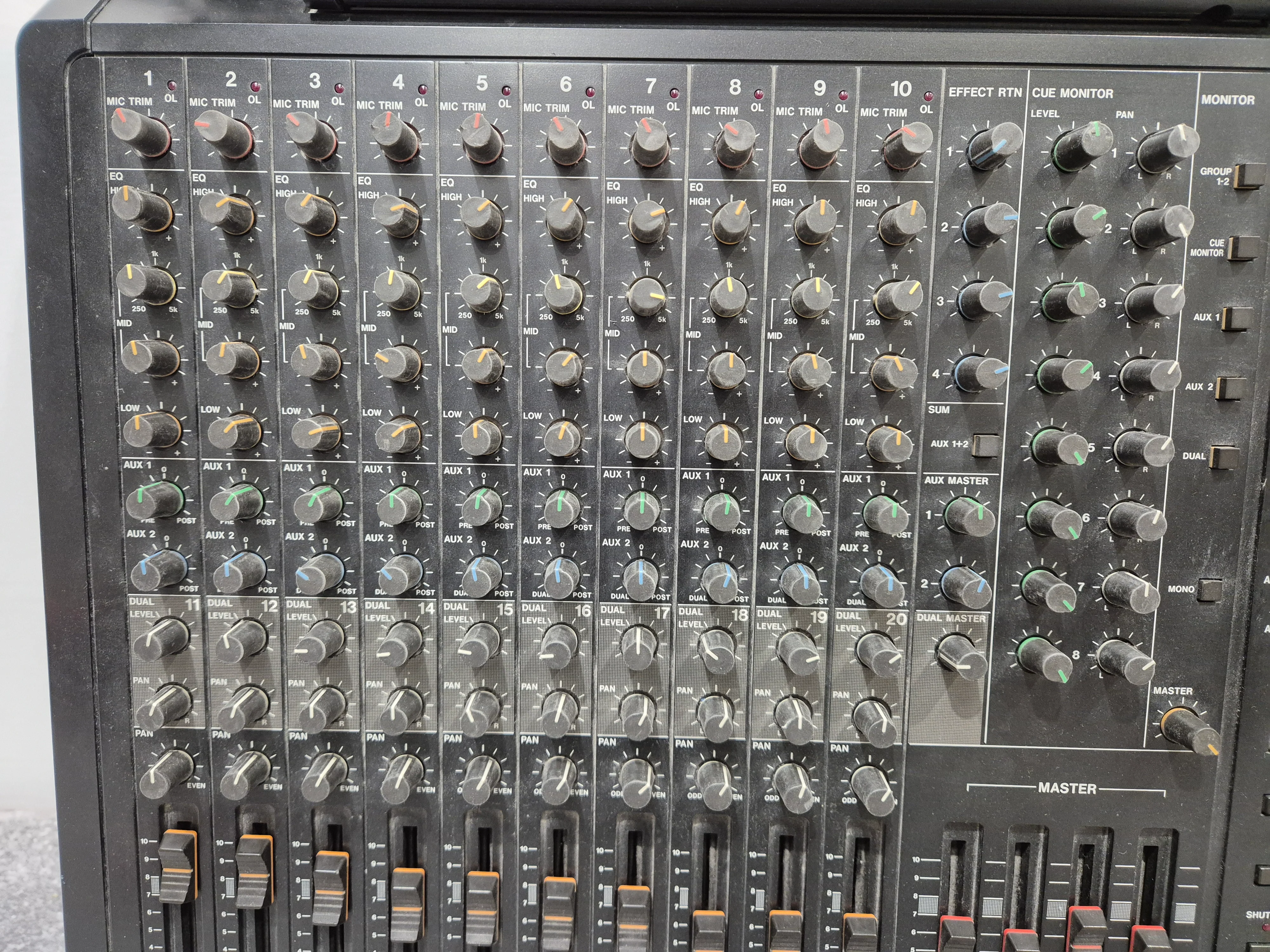 Tascam 688 - MidiStudio 688 8-Track Cassette Recorder - Image 4