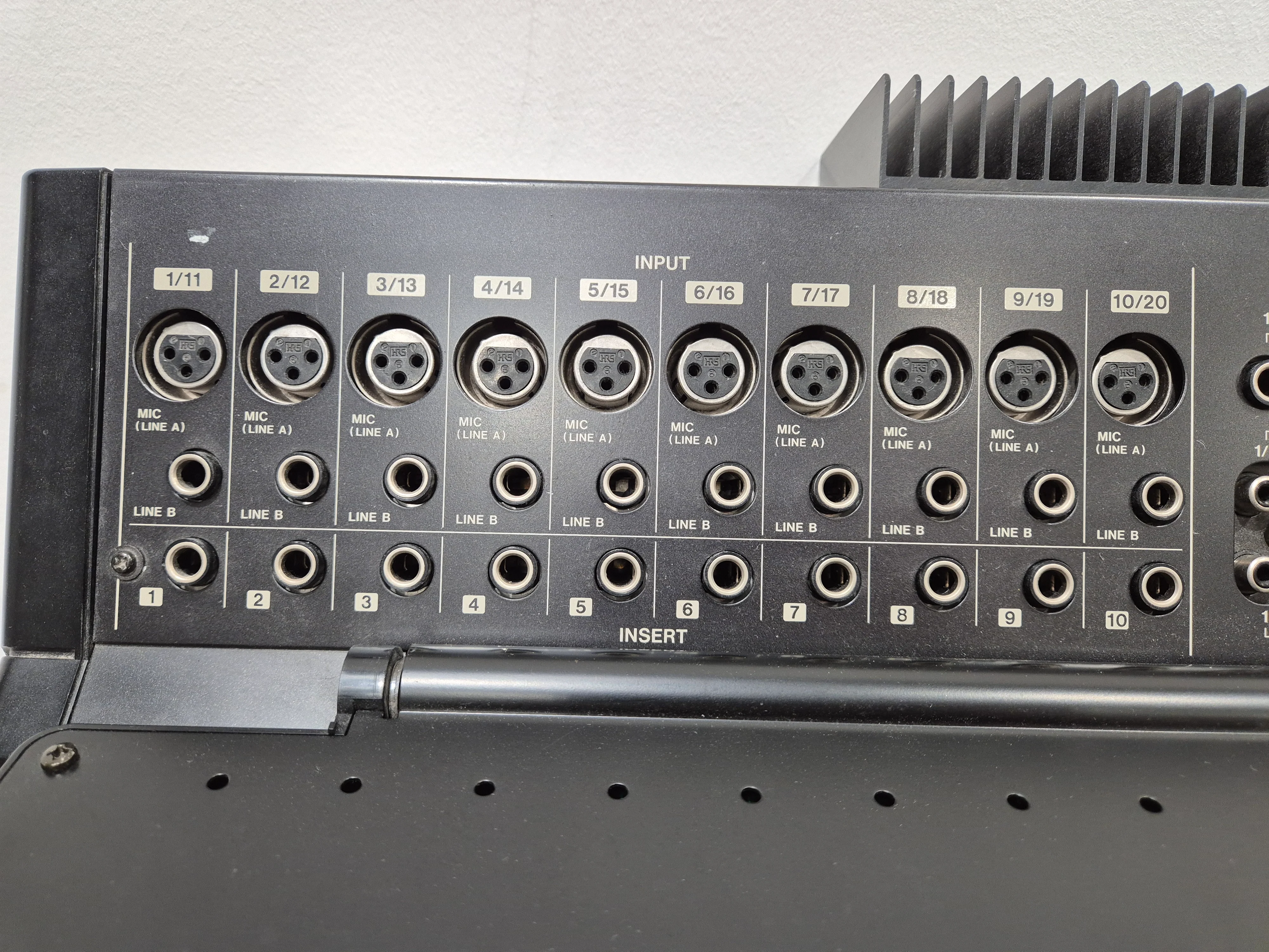 Tascam 688 - MidiStudio 688 8-Track Cassette Recorder - Image 5