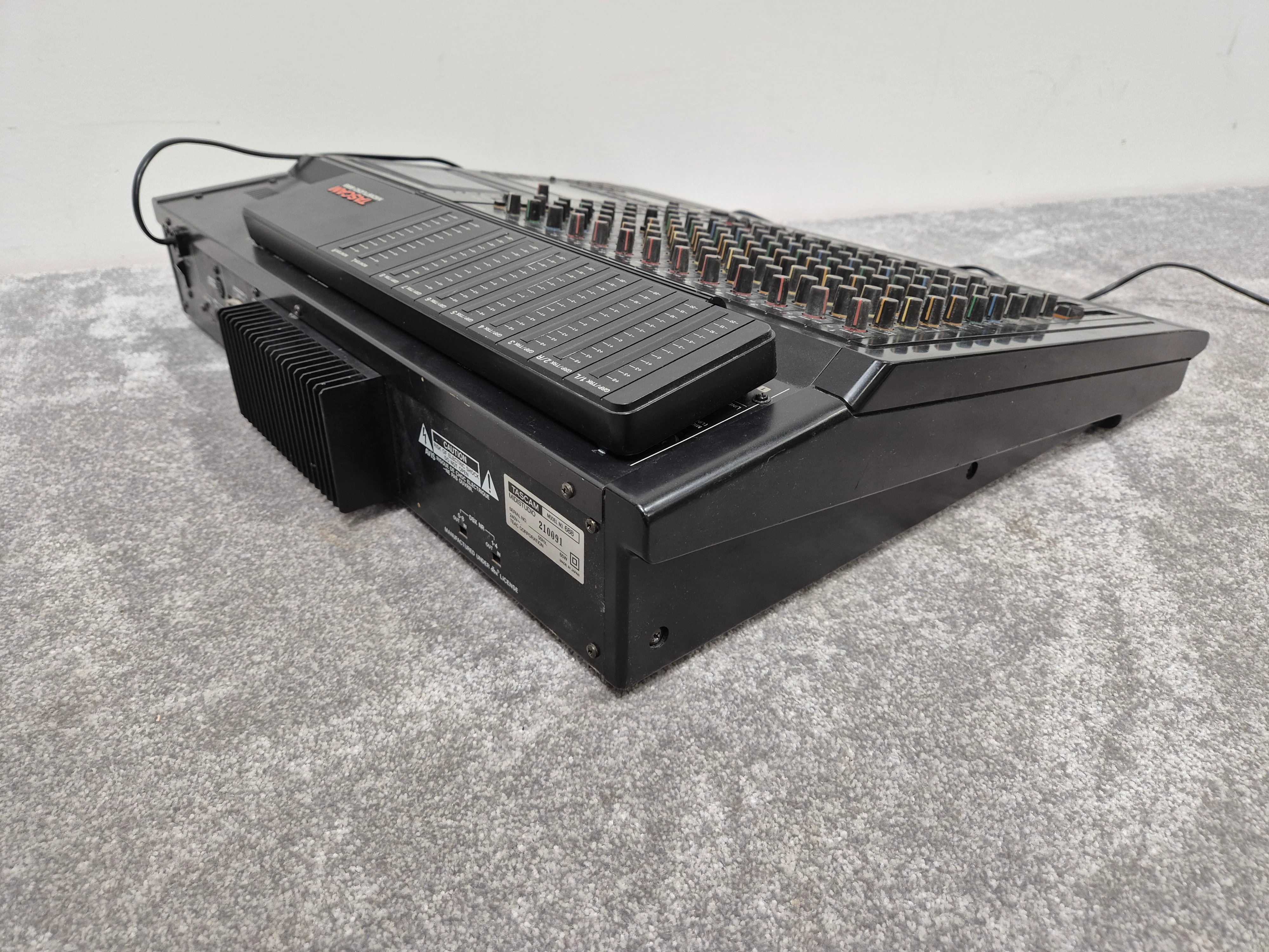 Tascam 688 - MidiStudio 688 8-Track Cassette Recorder - Image 8