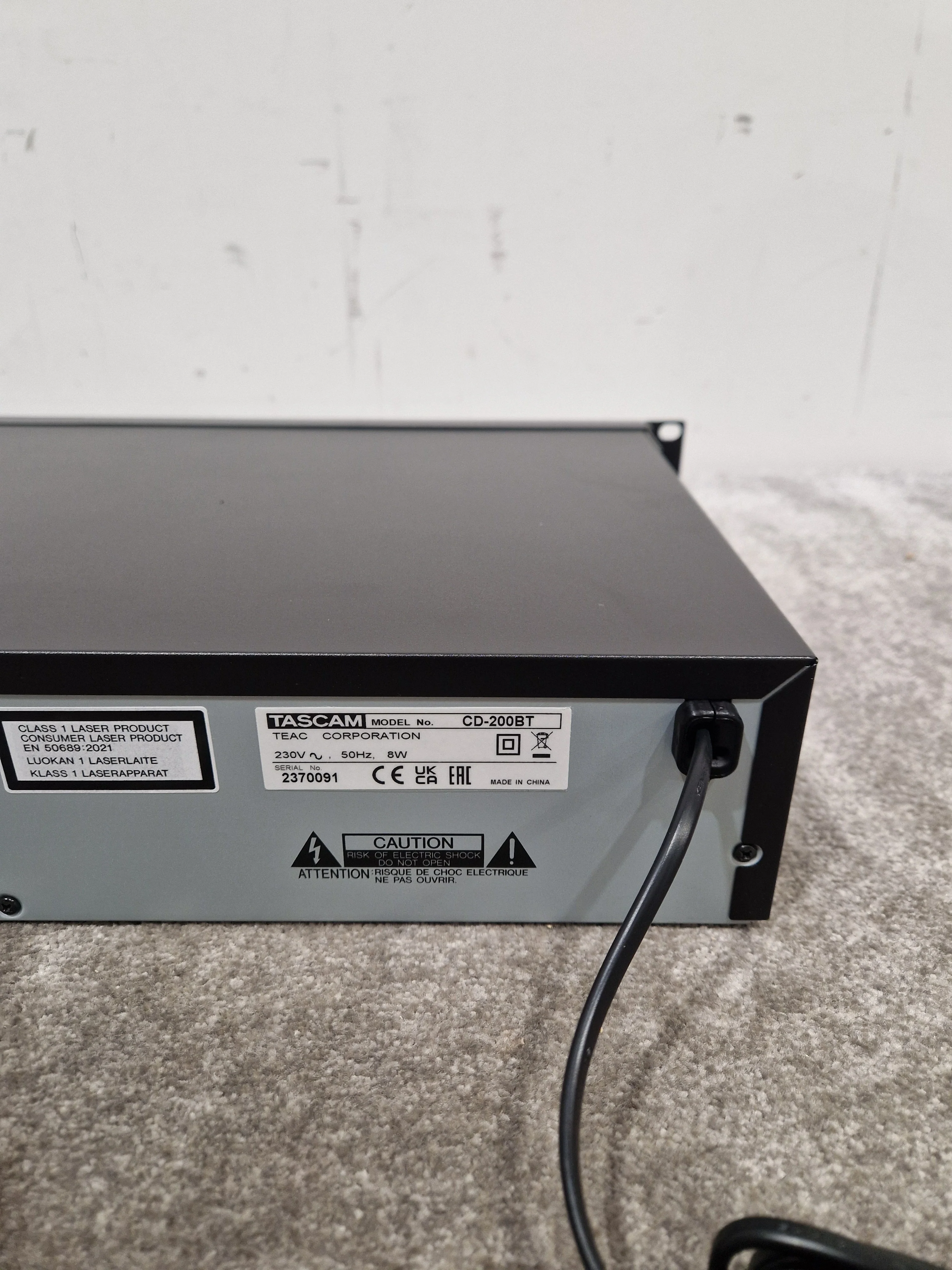 Tascam CD-200BT - Bluetooth CD Player - Excellent w/ Original Box & Power Supply - Image 13