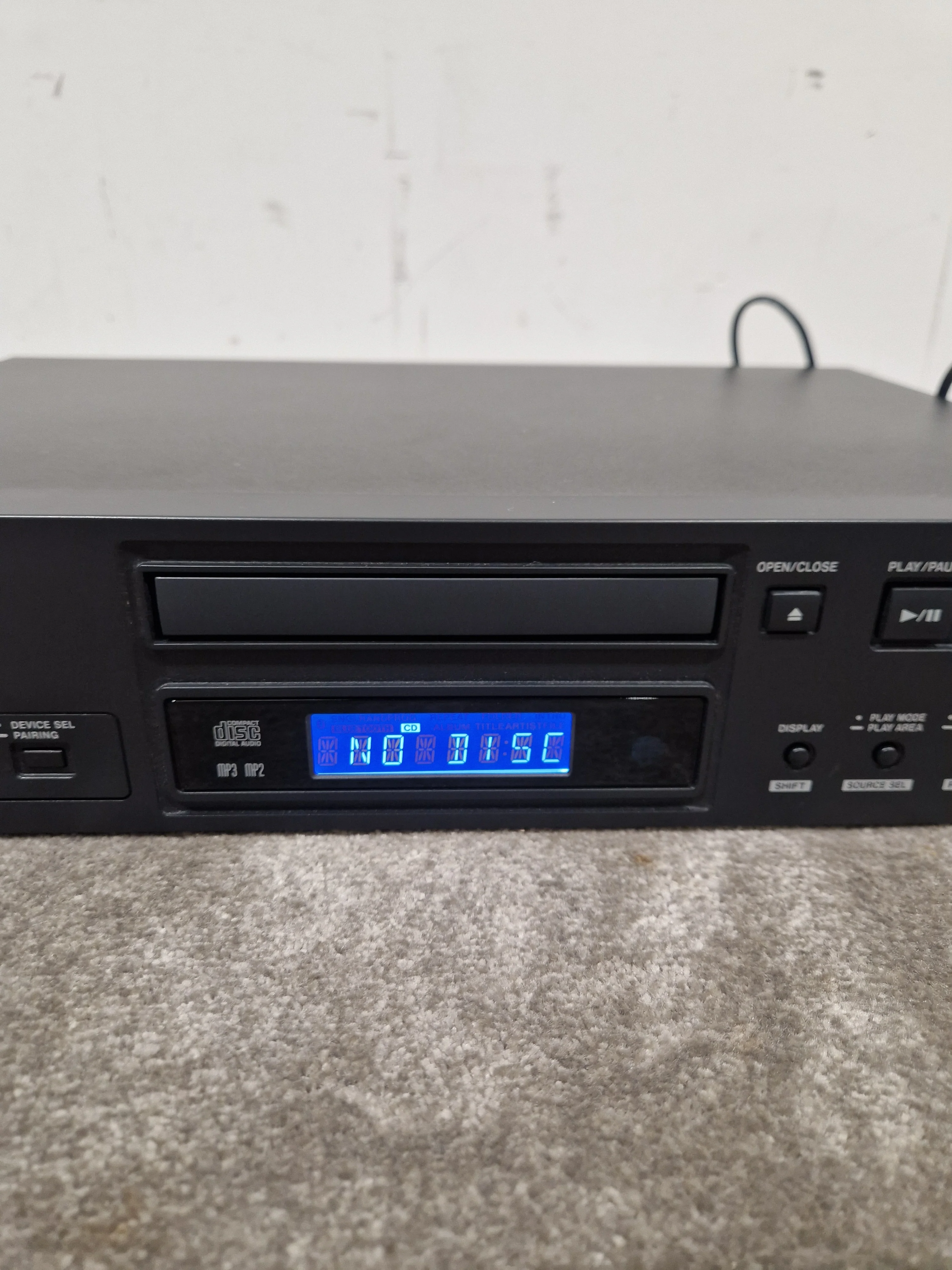 Tascam CD-200BT - Bluetooth CD Player - Excellent w/ Remote - Image 6