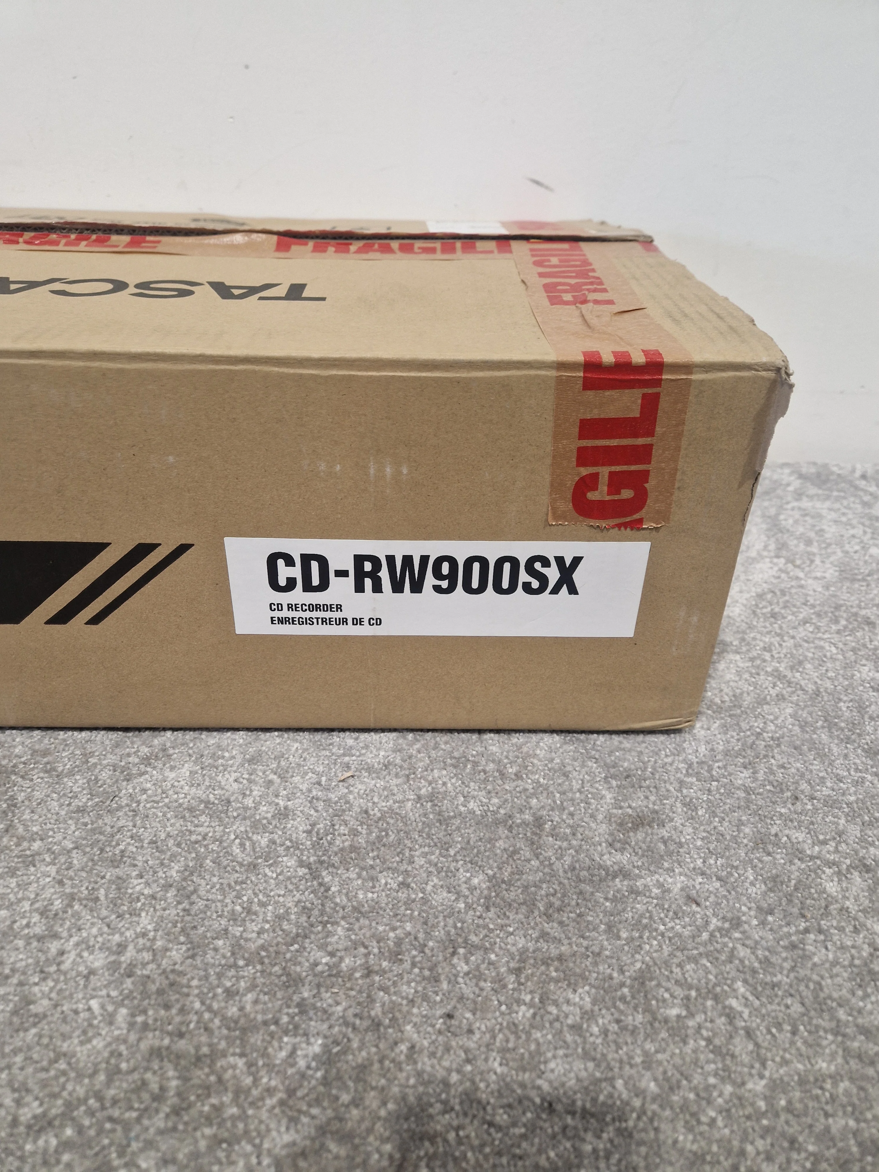 Tascam CDRW900SX - Professional CD Recorder - Excellent w/ Original Box & Power Supply - Image 10