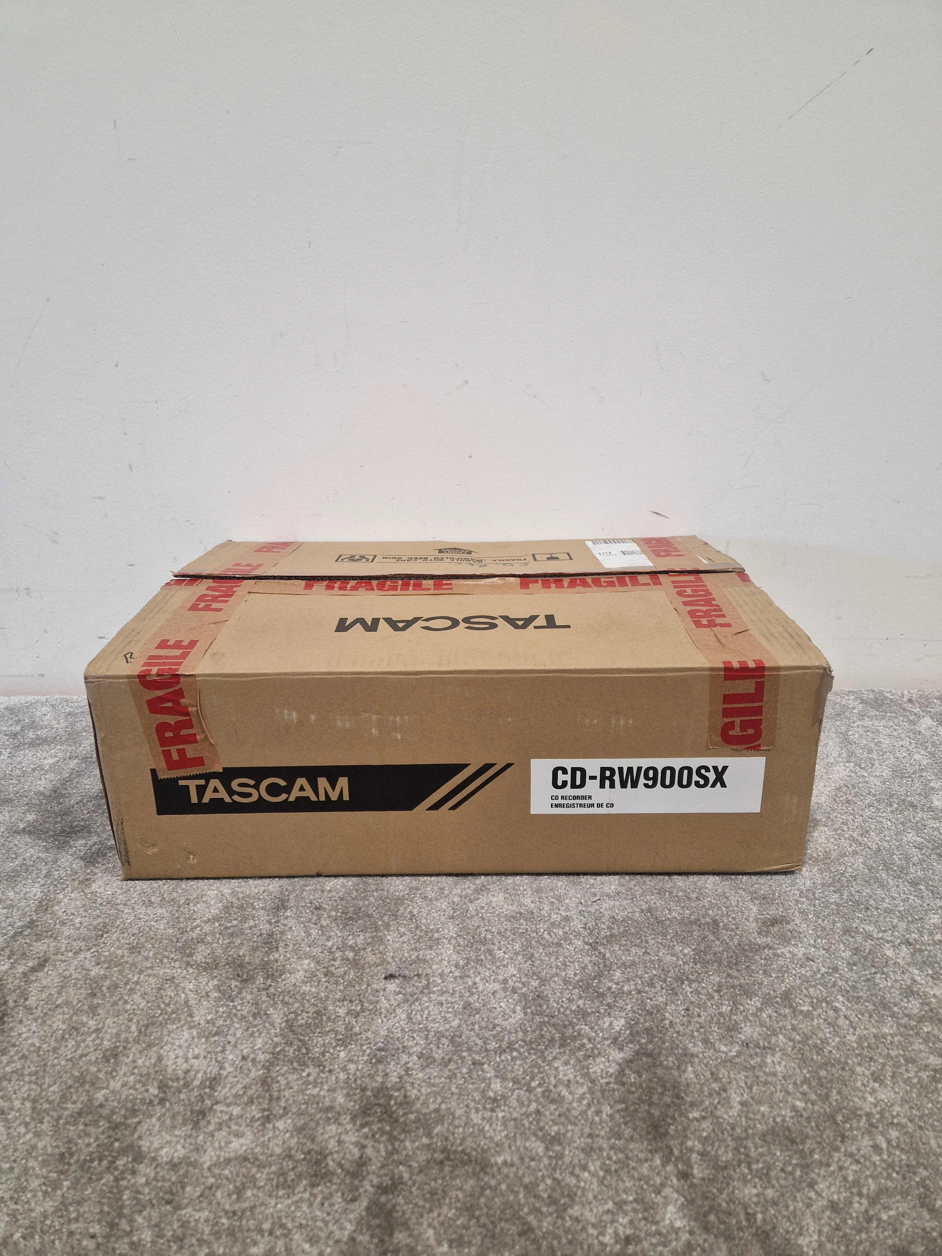 Tascam CDRW900SX - Professional CD Recorder - Excellent w/ Original Box & Power Supply - Image 9