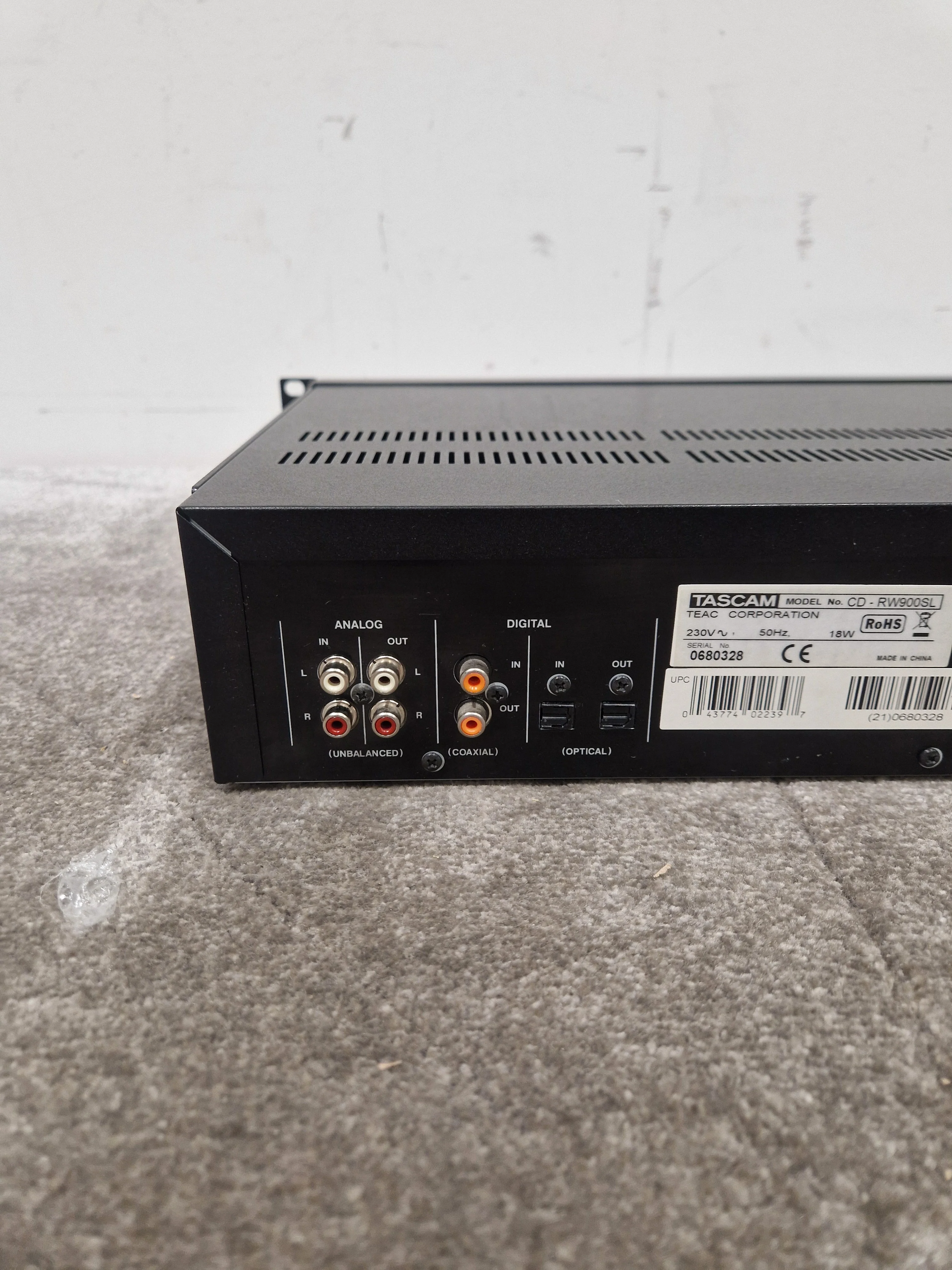 Tascam CDRW900SL - Professional CD Recorder - Excellent w/ Power Supply - Image 9
