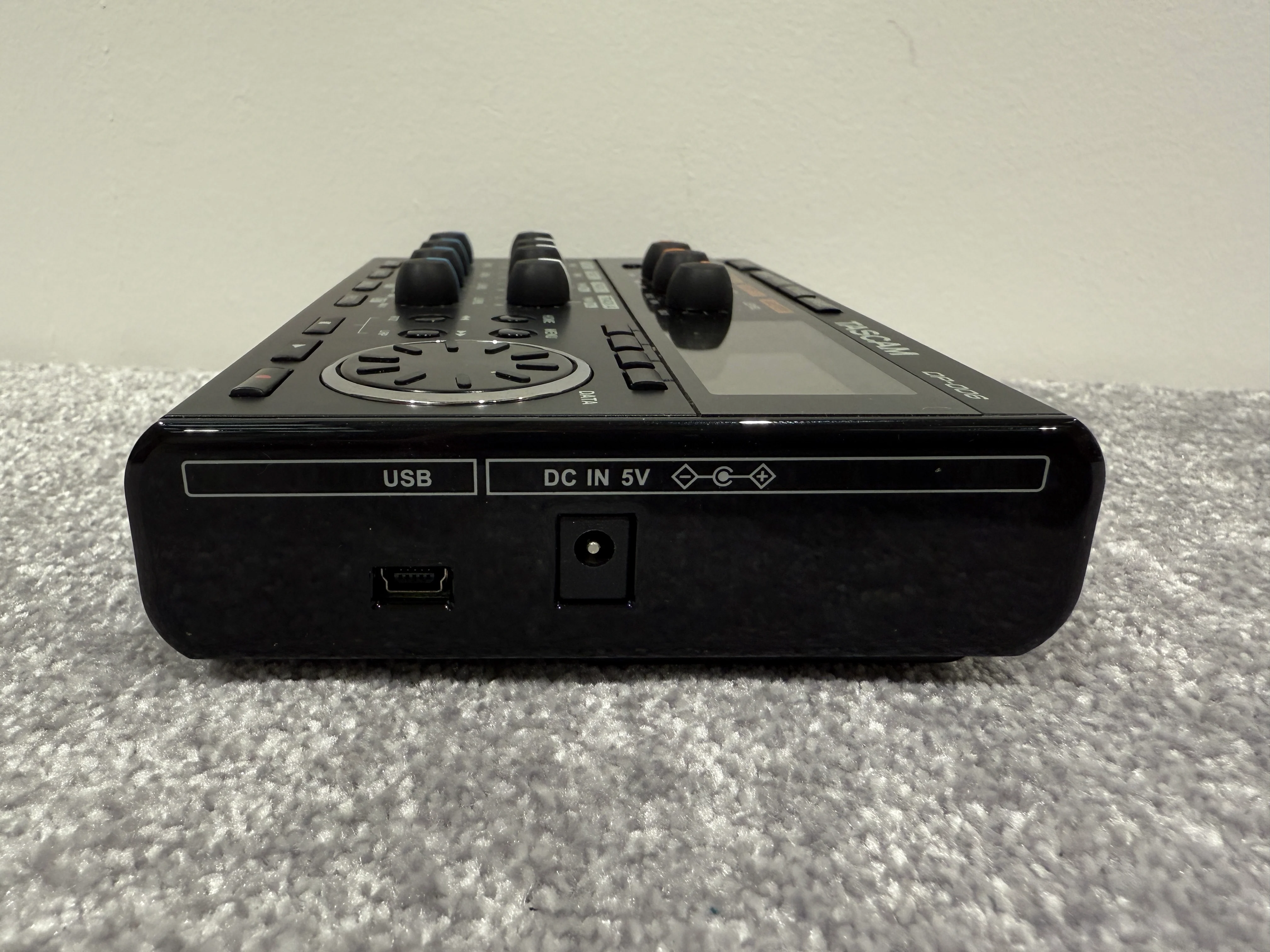 Tascam Digital Pocketstudio DP-006 (6-Track) with Power Supply - Image 6