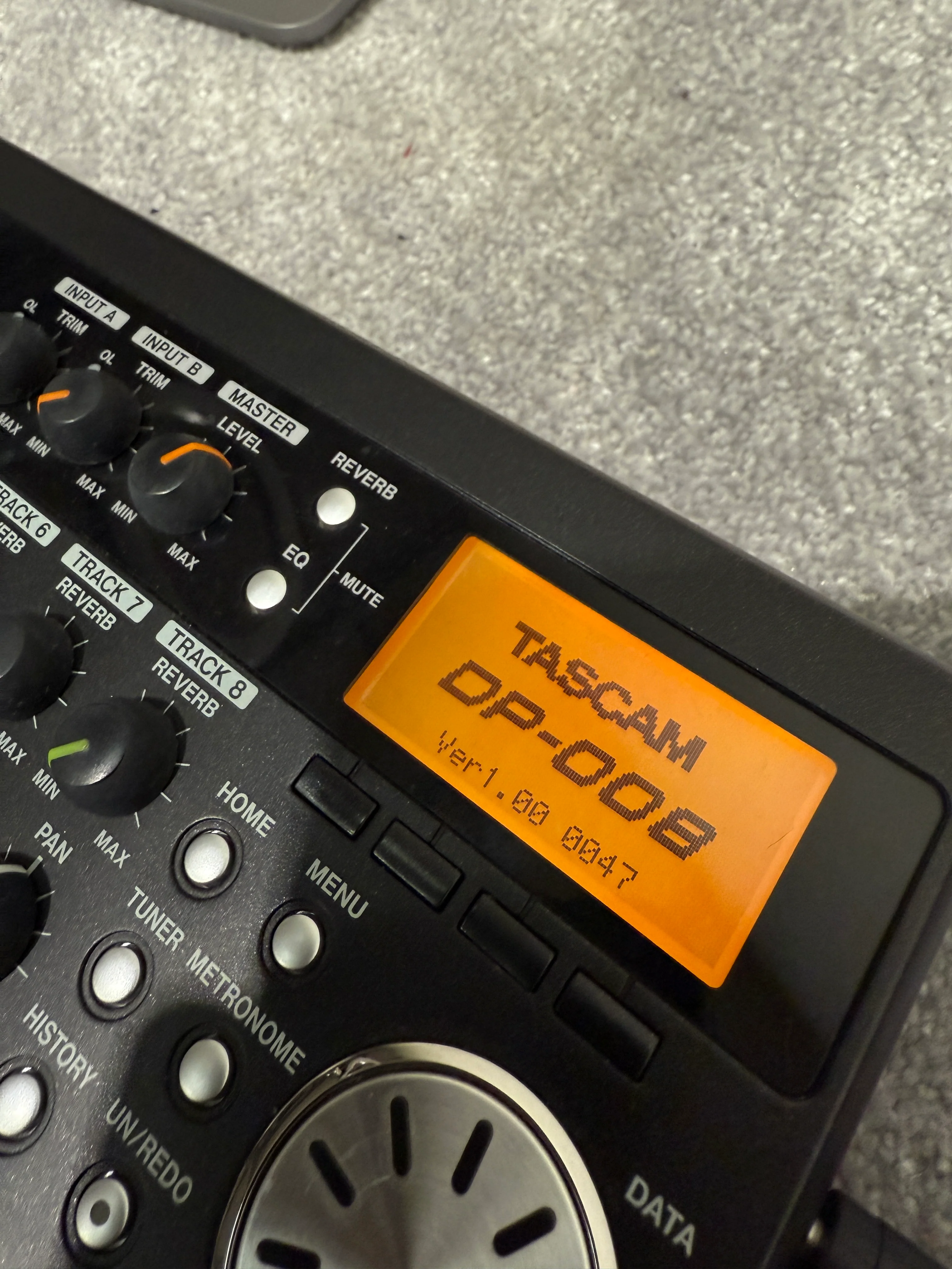 Tascam DP-008 Portable 8-track Recorder - 'Portastudio' - Image 2
