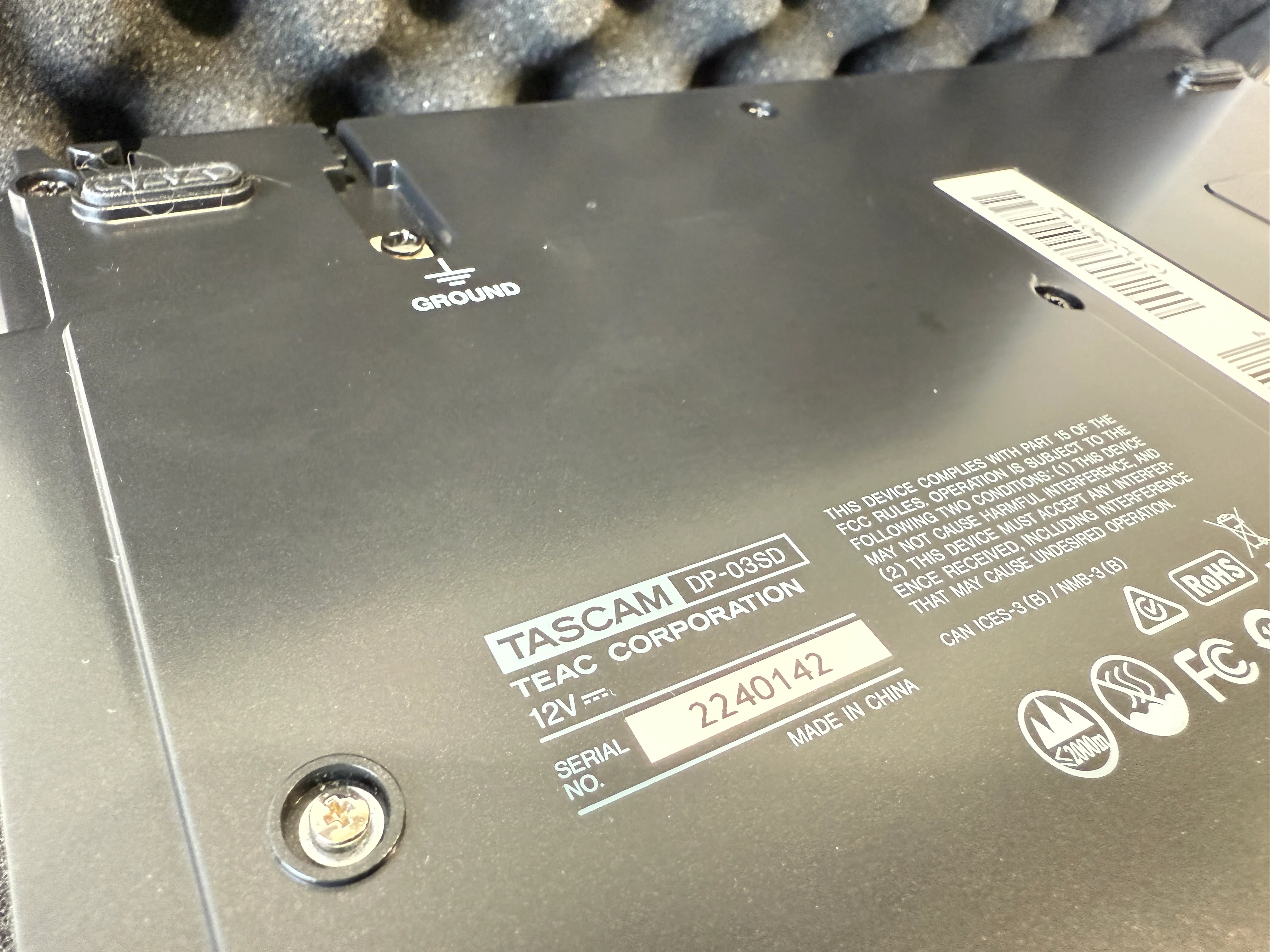 Tascam DP-03SD Digital Portastudio / Mixer / Music Maker with Flight Case - Image 12